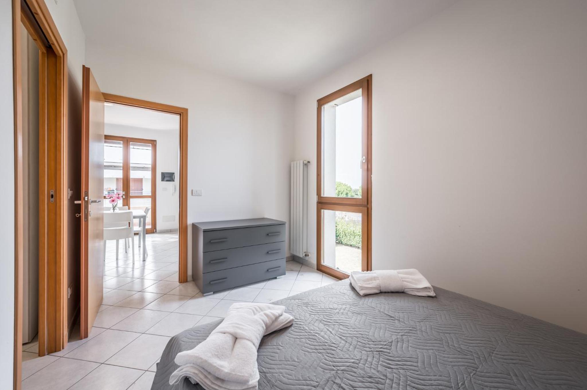 One-Bedroom Apartment with Terrace photo 1