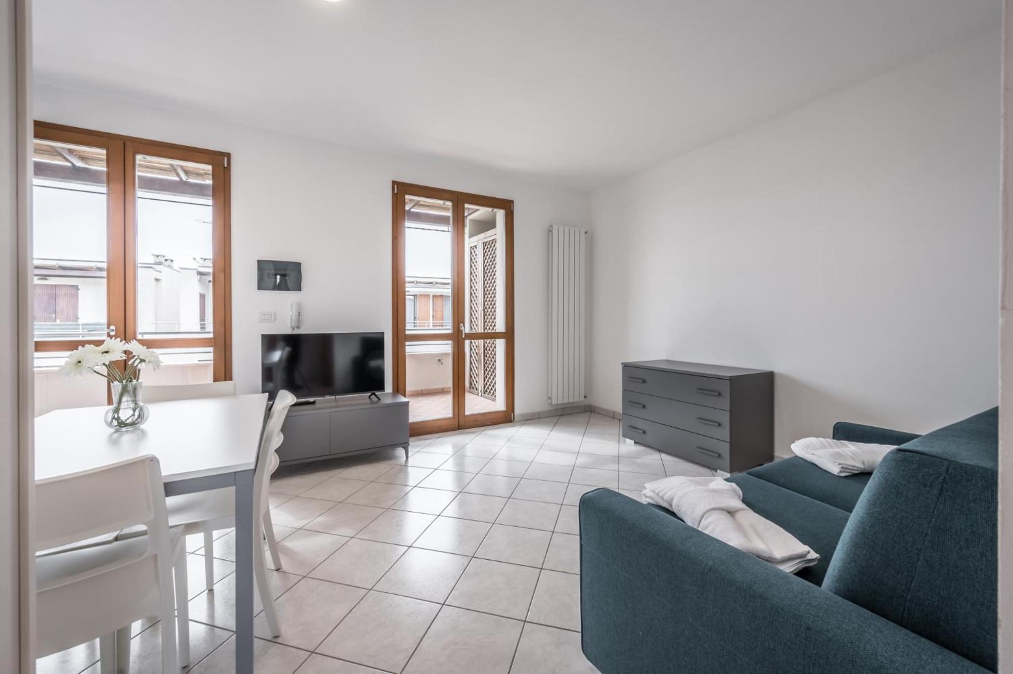 Two-Bedroom Apartment with Terrace photo 2