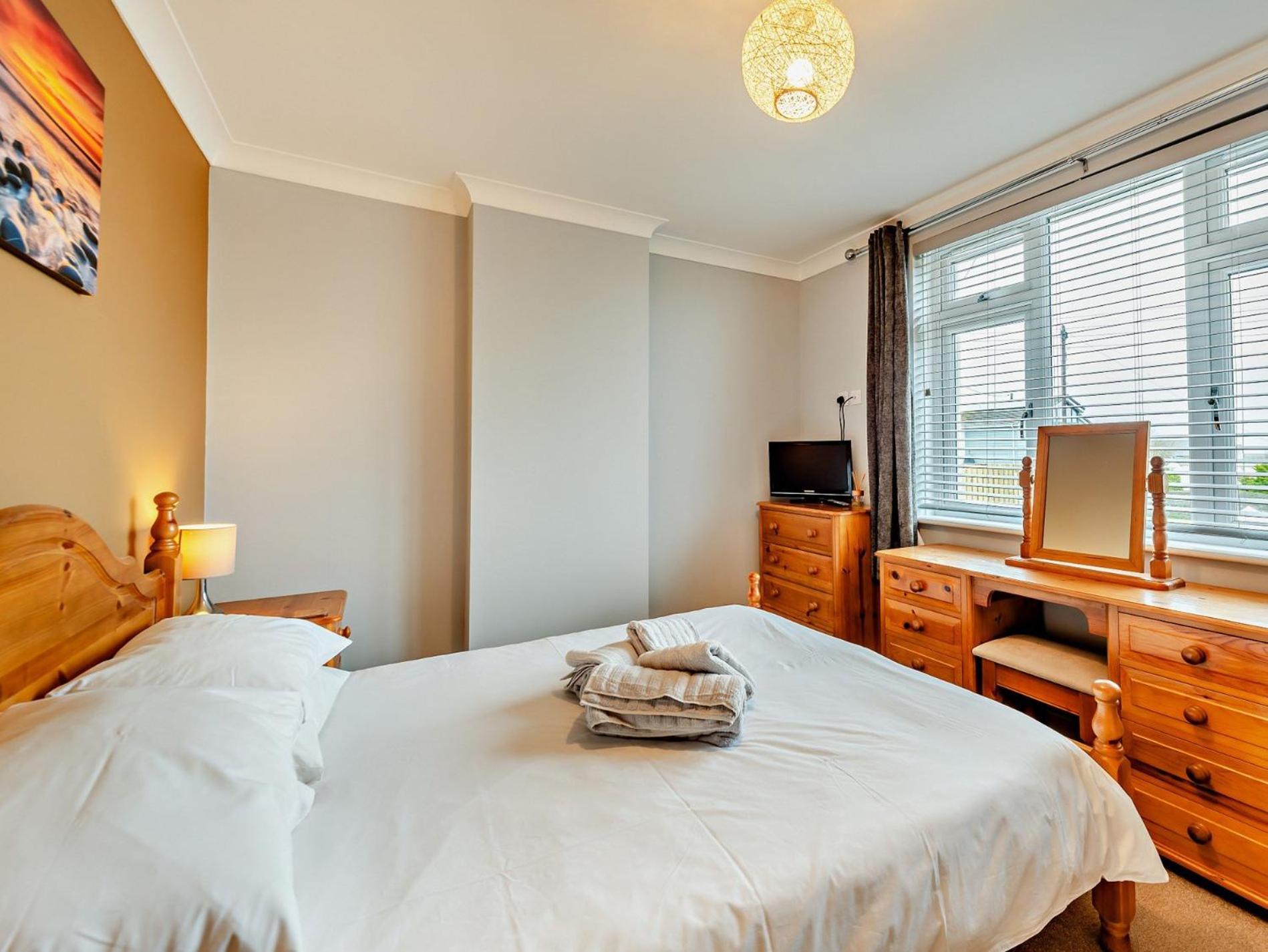 Three-Bedroom House photo 1
