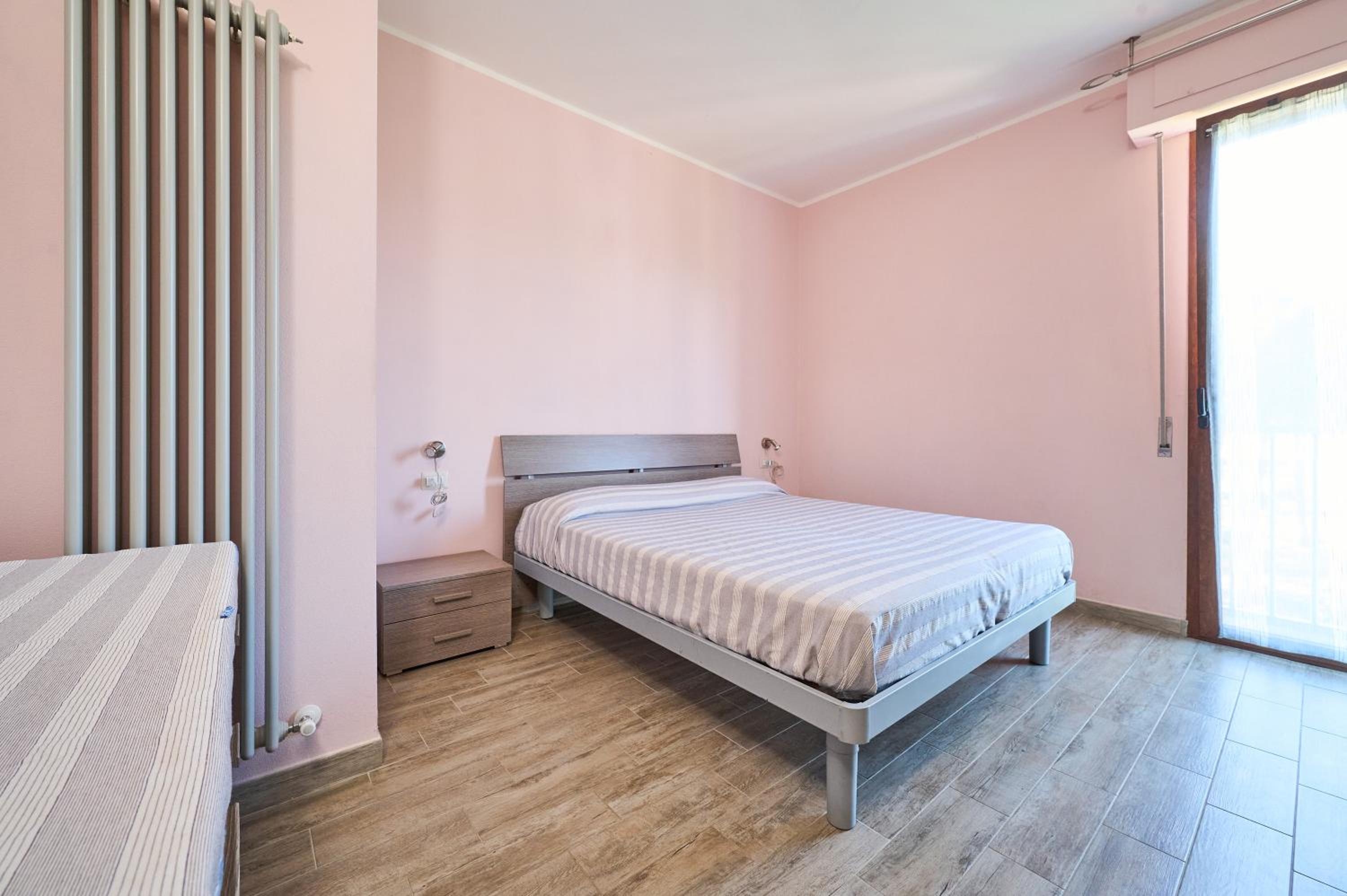 Two-Bedroom Deluxe Apartment with Garden View