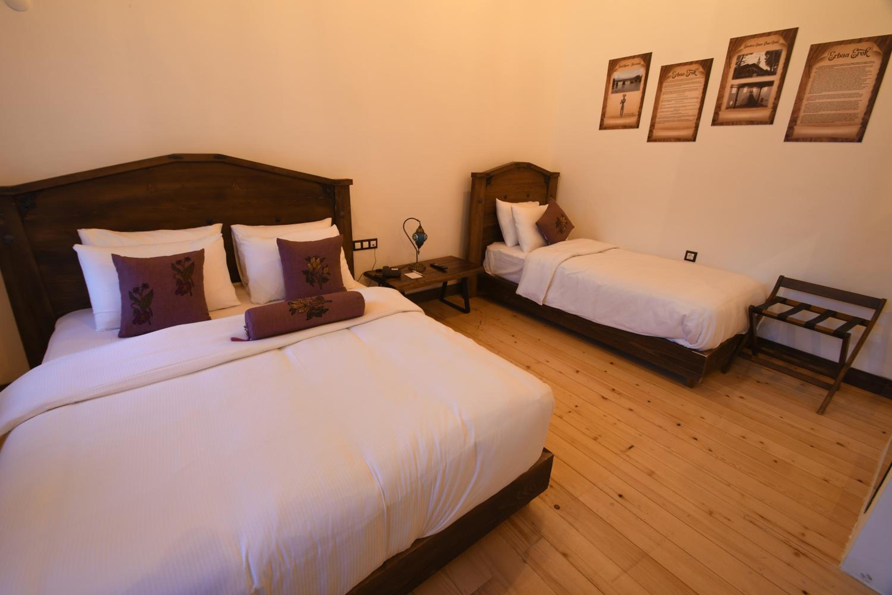 Standard Twin Room photo 1
