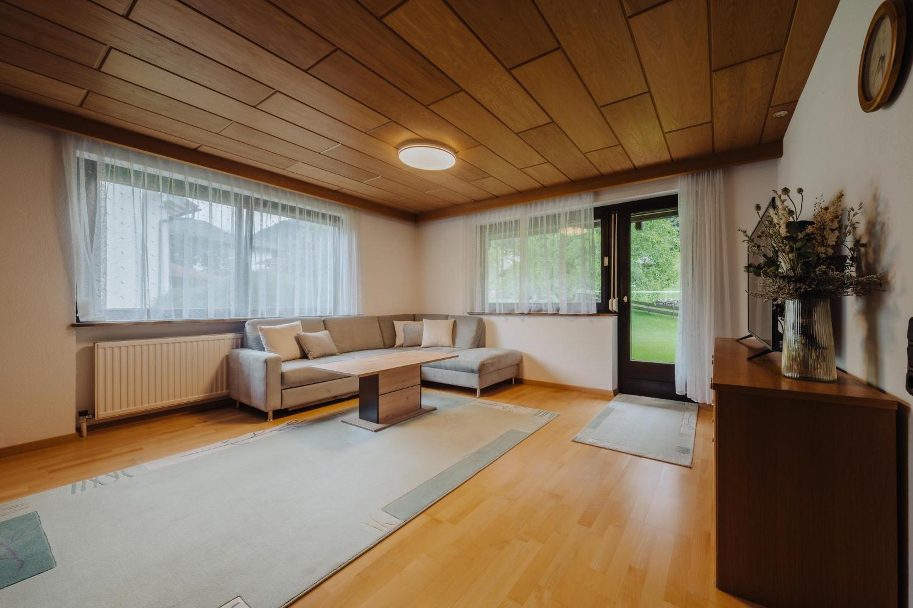 Three-Bedroom Apartment photo 1
