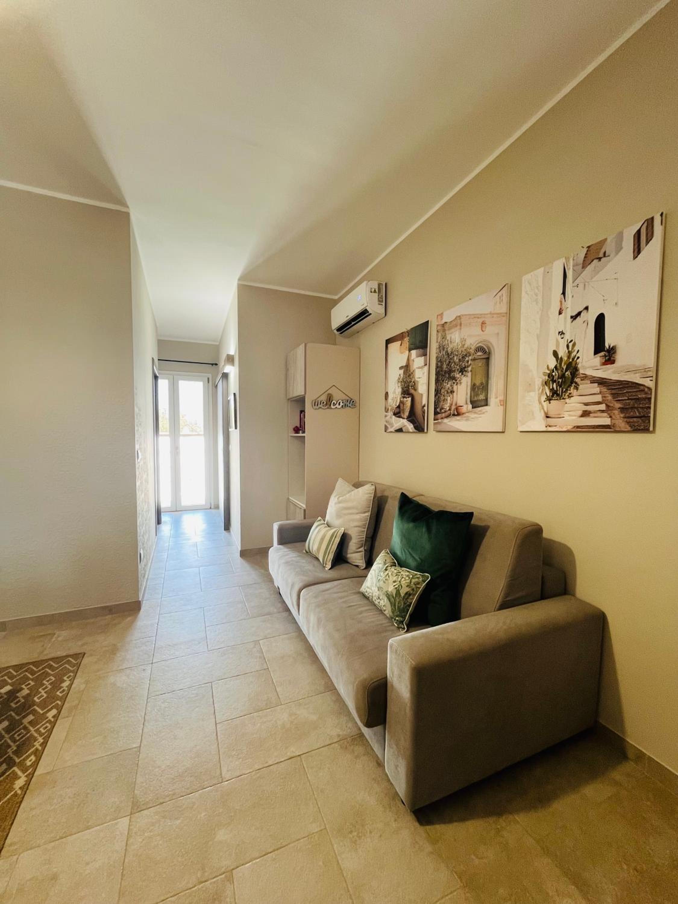 Apartment photo 1