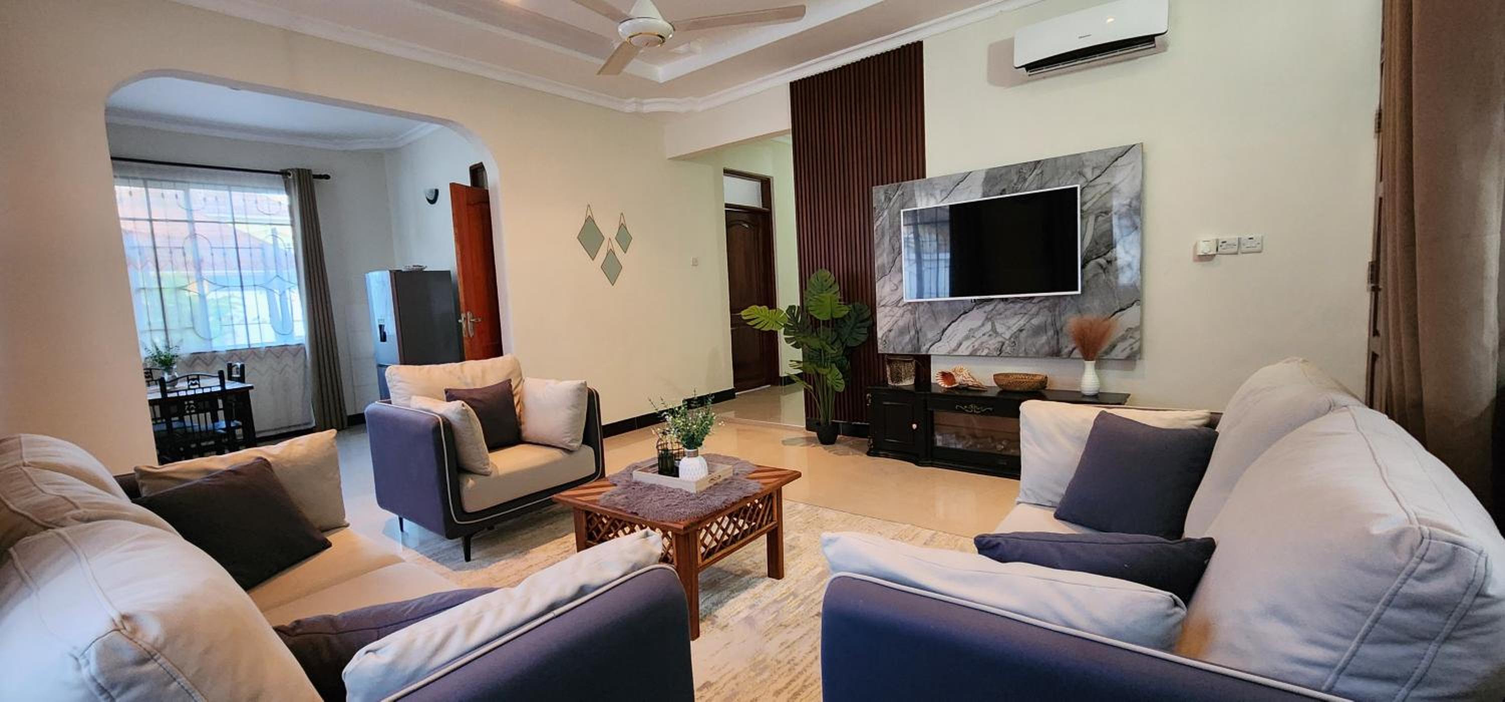 Three-Bedroom Apartment photo 1