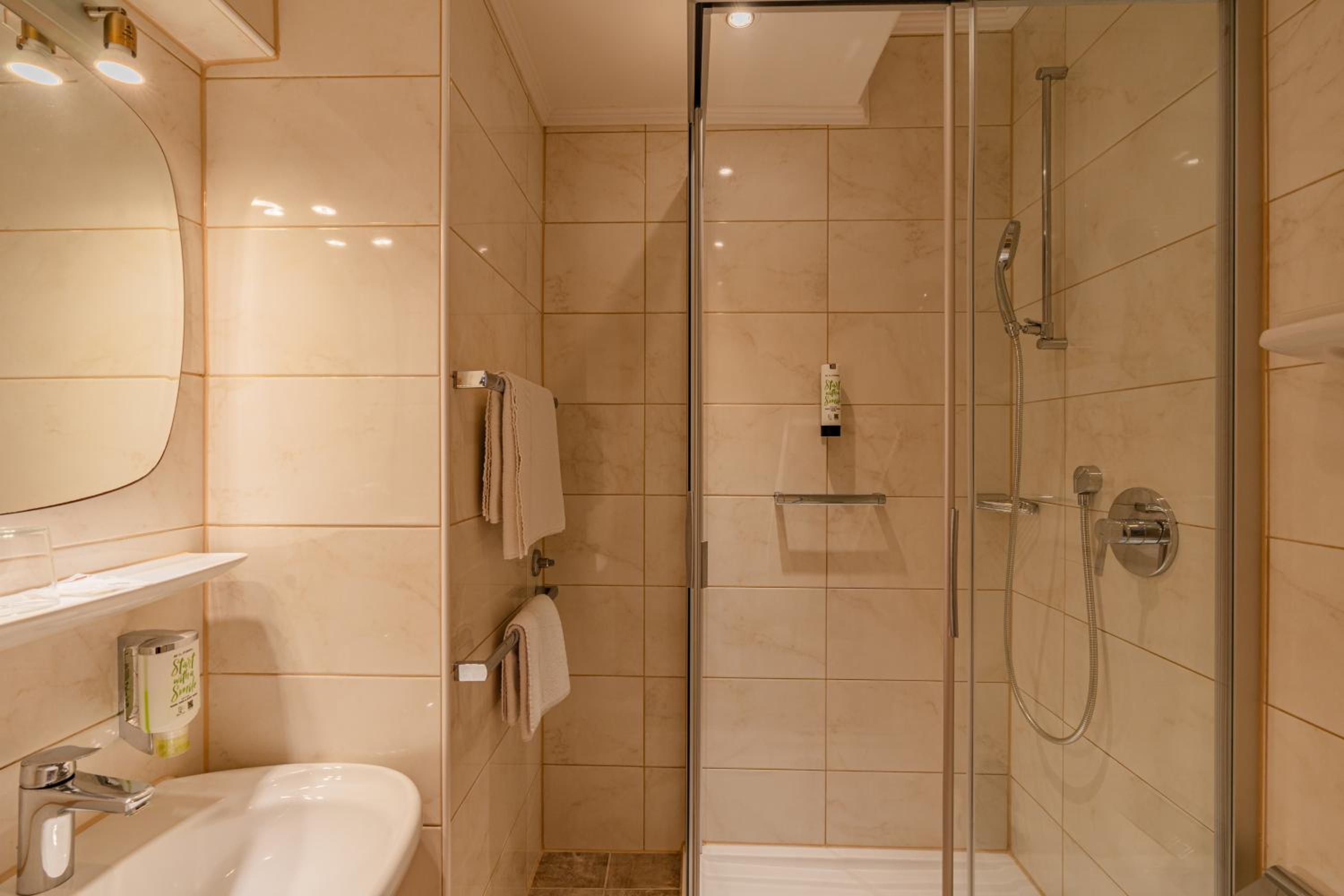 Standard Single Room photo 2
