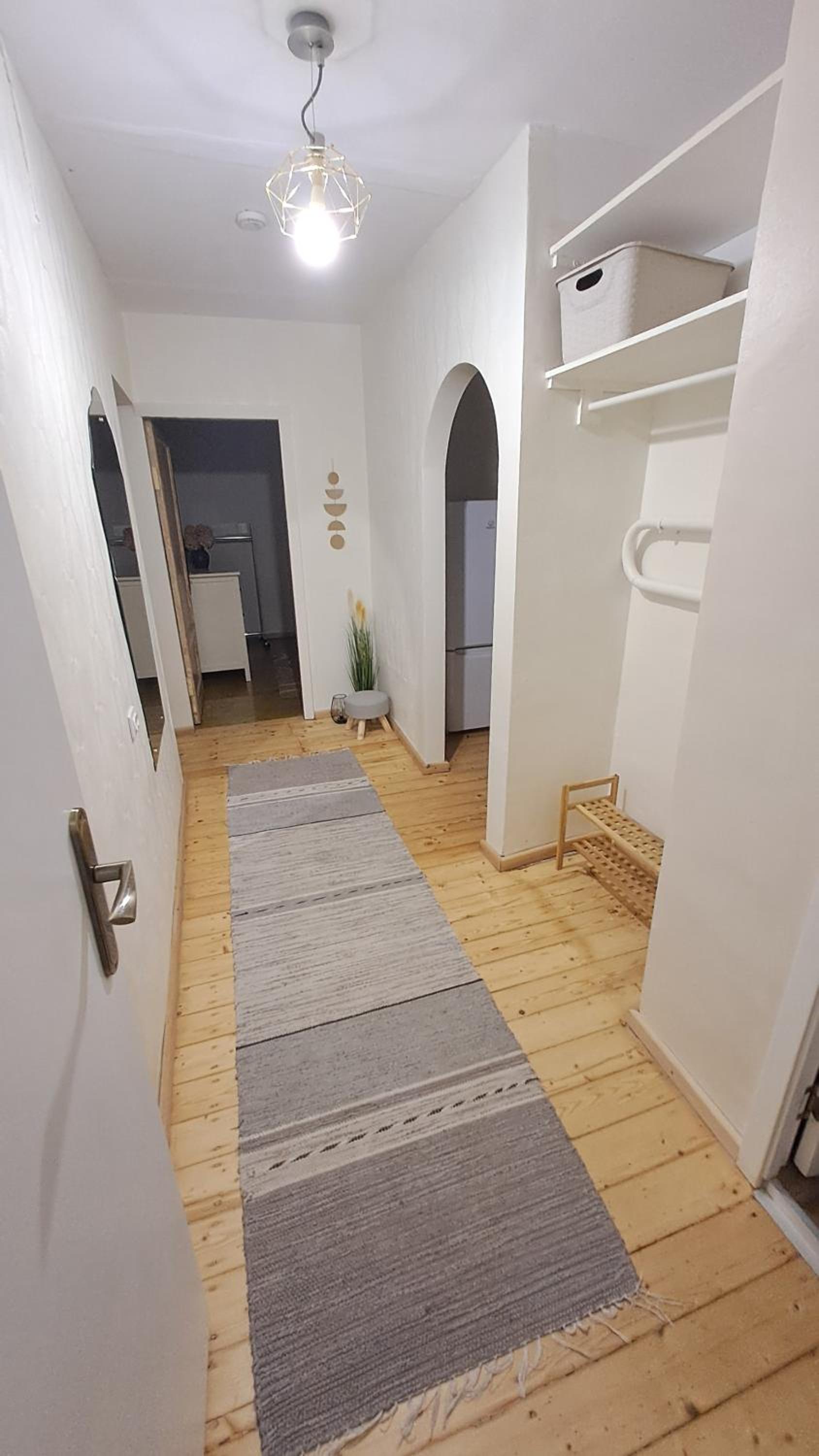 One-Bedroom Apartment photo 3
