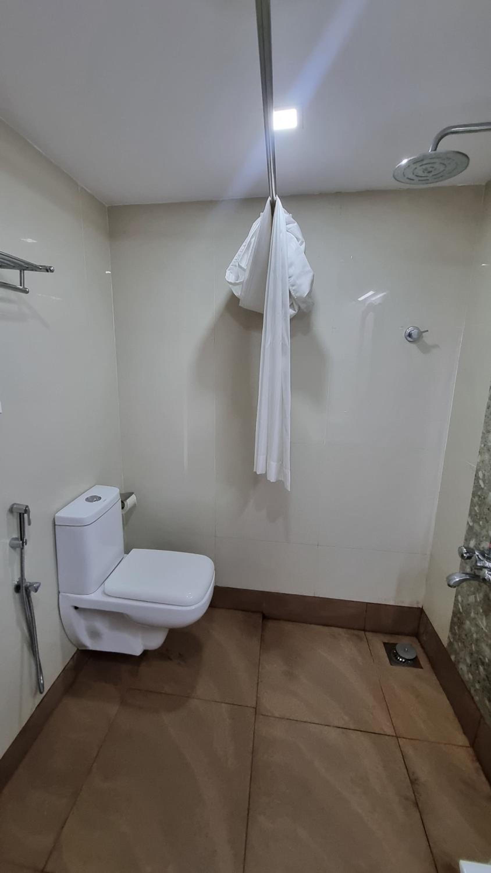 Suite with Hot Tub photo 2
