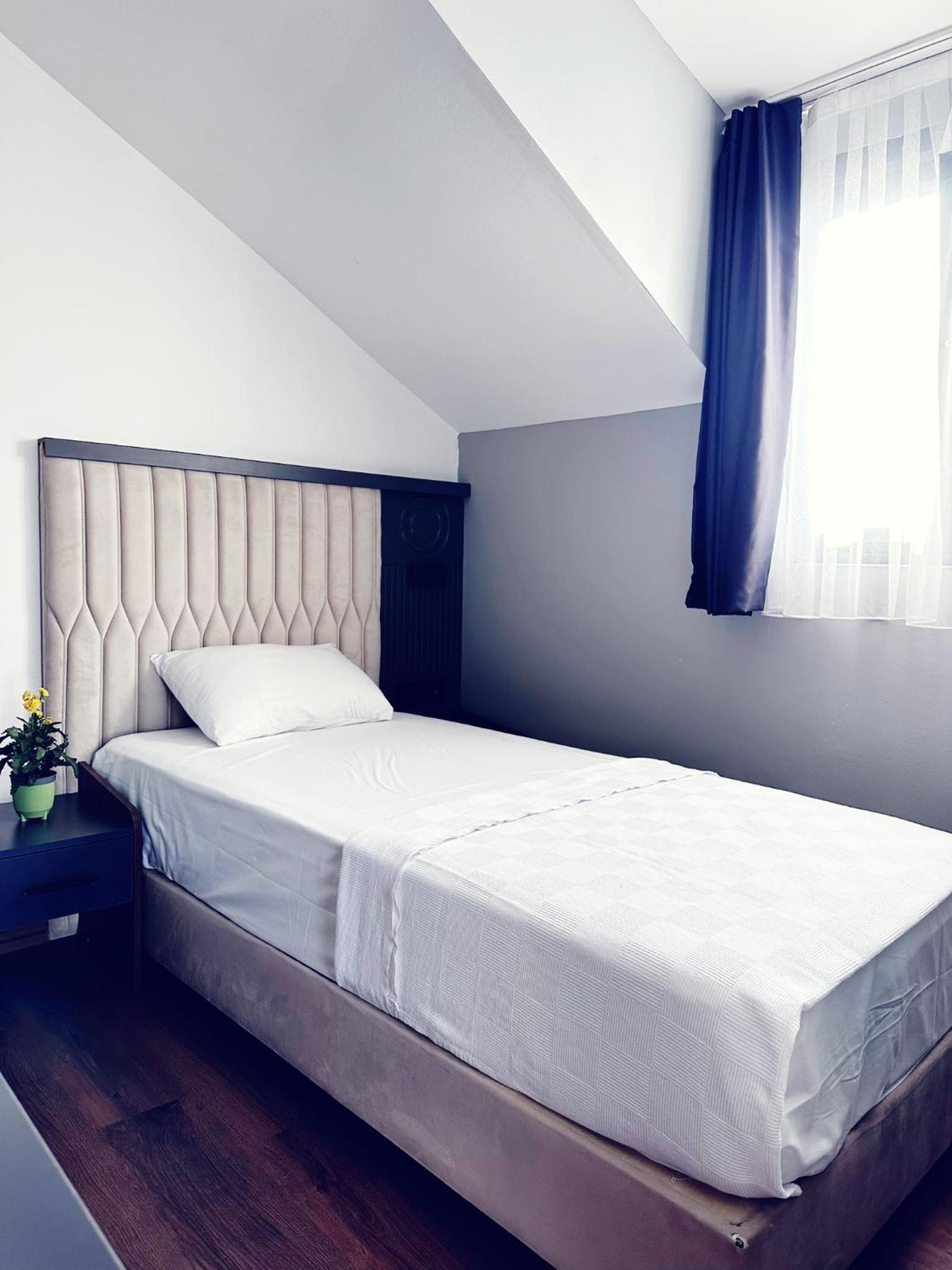 Budget Single Room