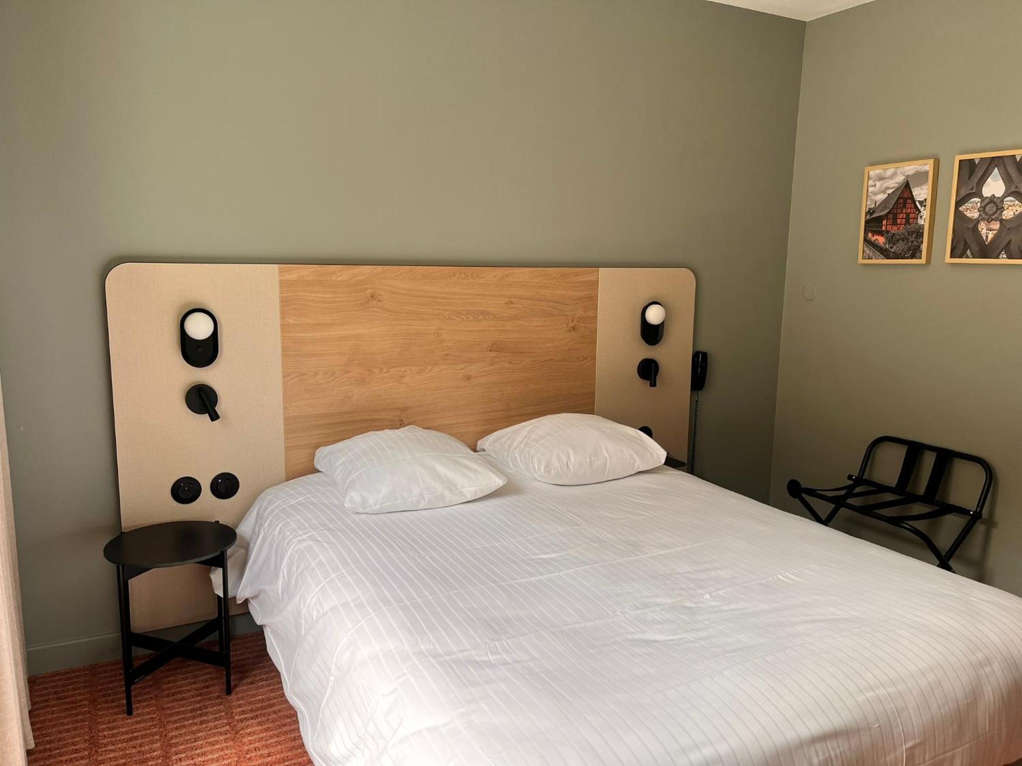 Classic Double Room - Photo 8