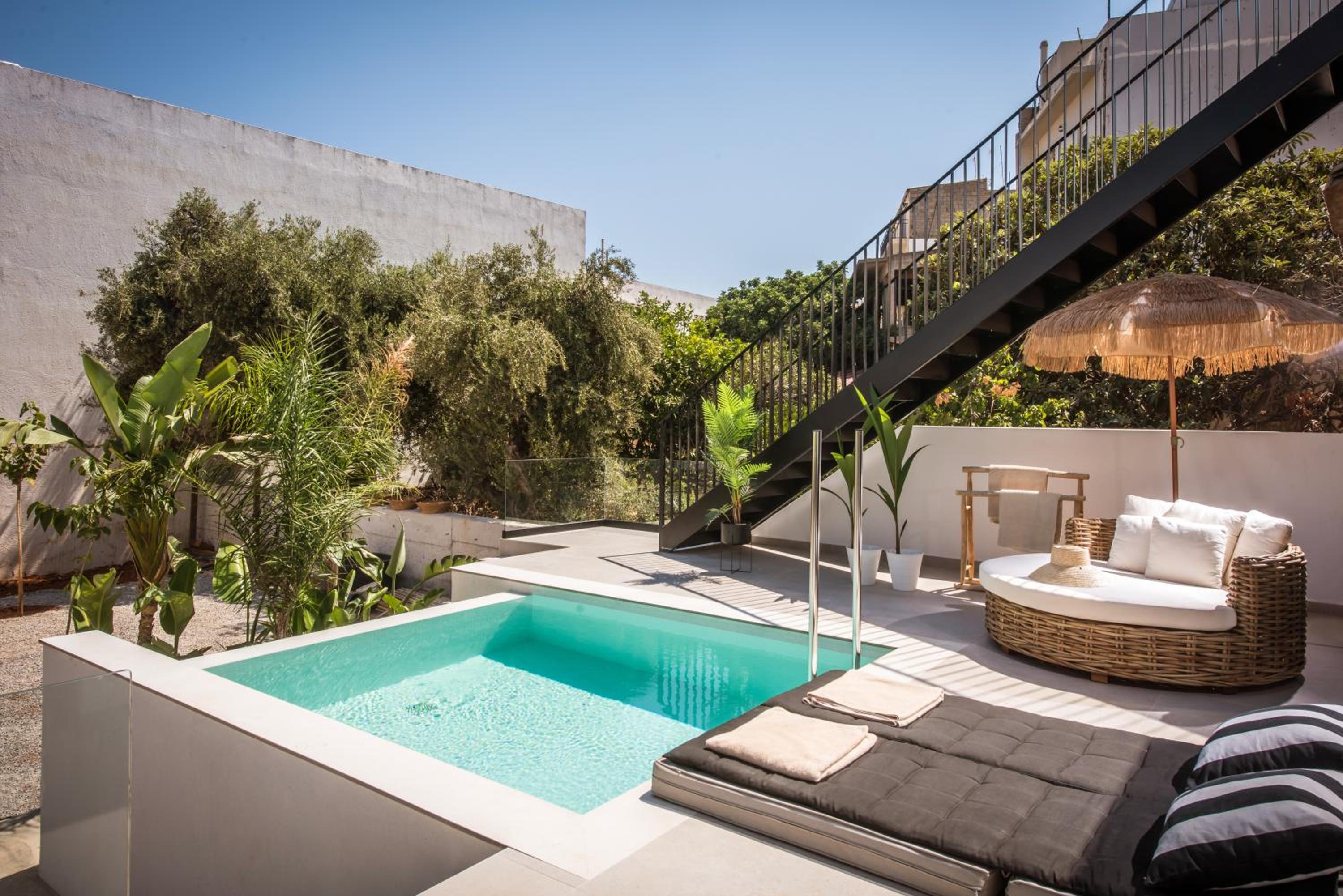 Luxury junior Suite with Private Pool photo 3