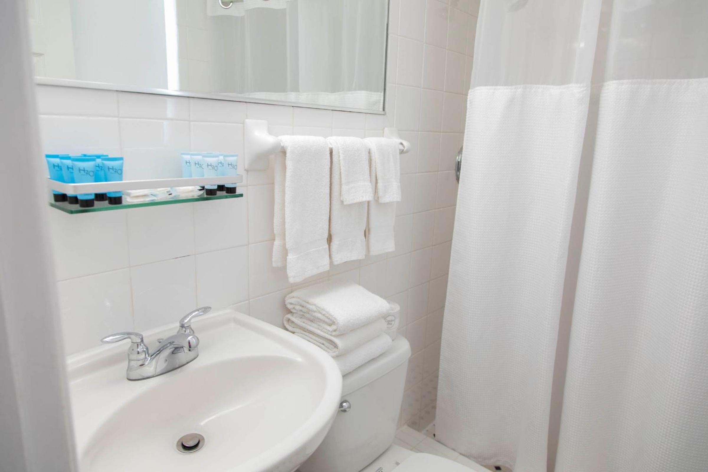 Superior Double Room with Two Double Beds and Kitchen - Free Parking - Photo 16