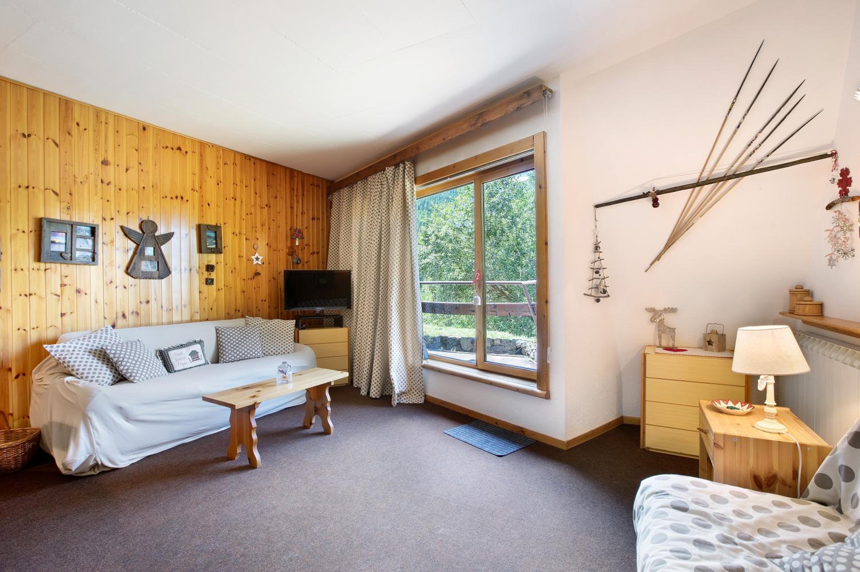 One-Bedroom Apartment with Garden View photo 1