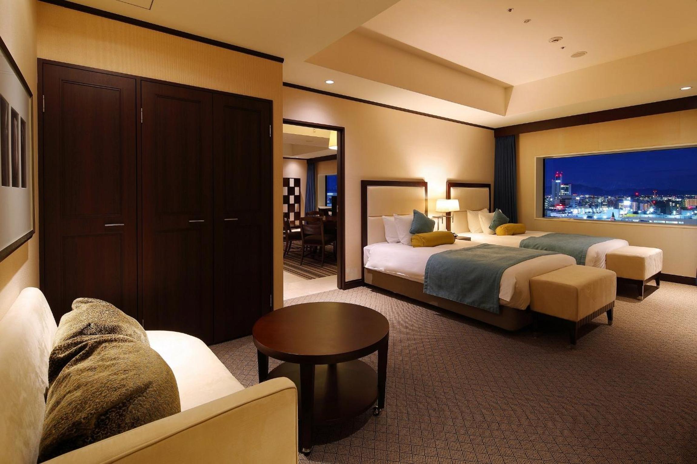 2 Single Beds Presidential Suite City View photo 3