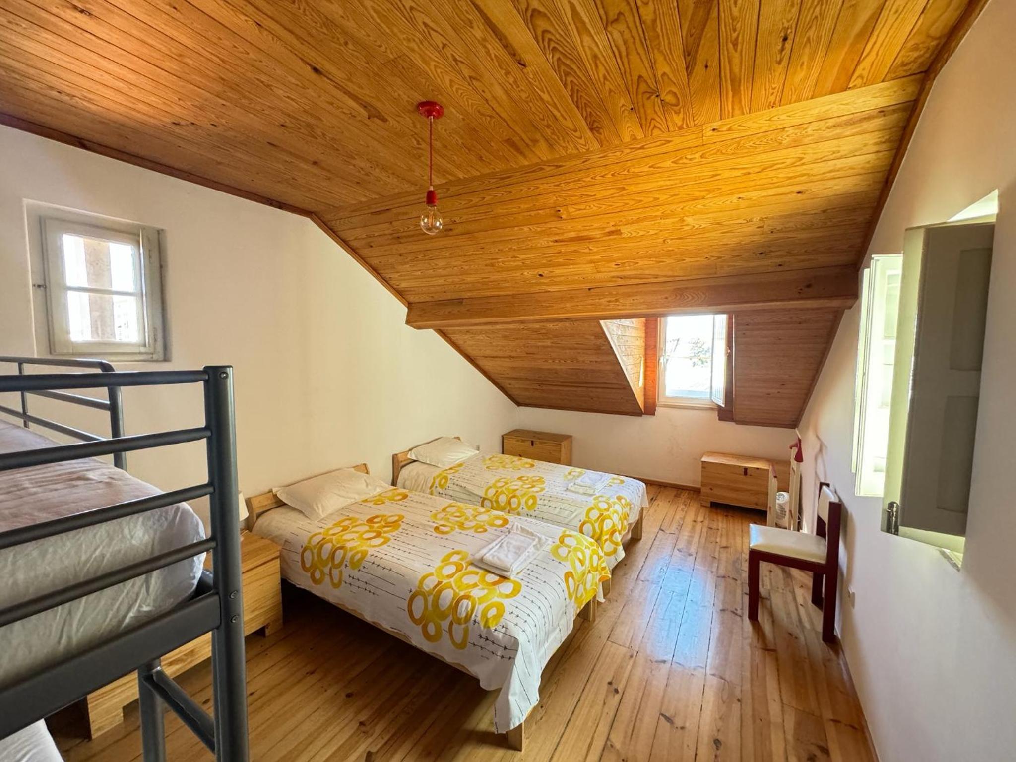 Family Room with Private Bathroom photo 1