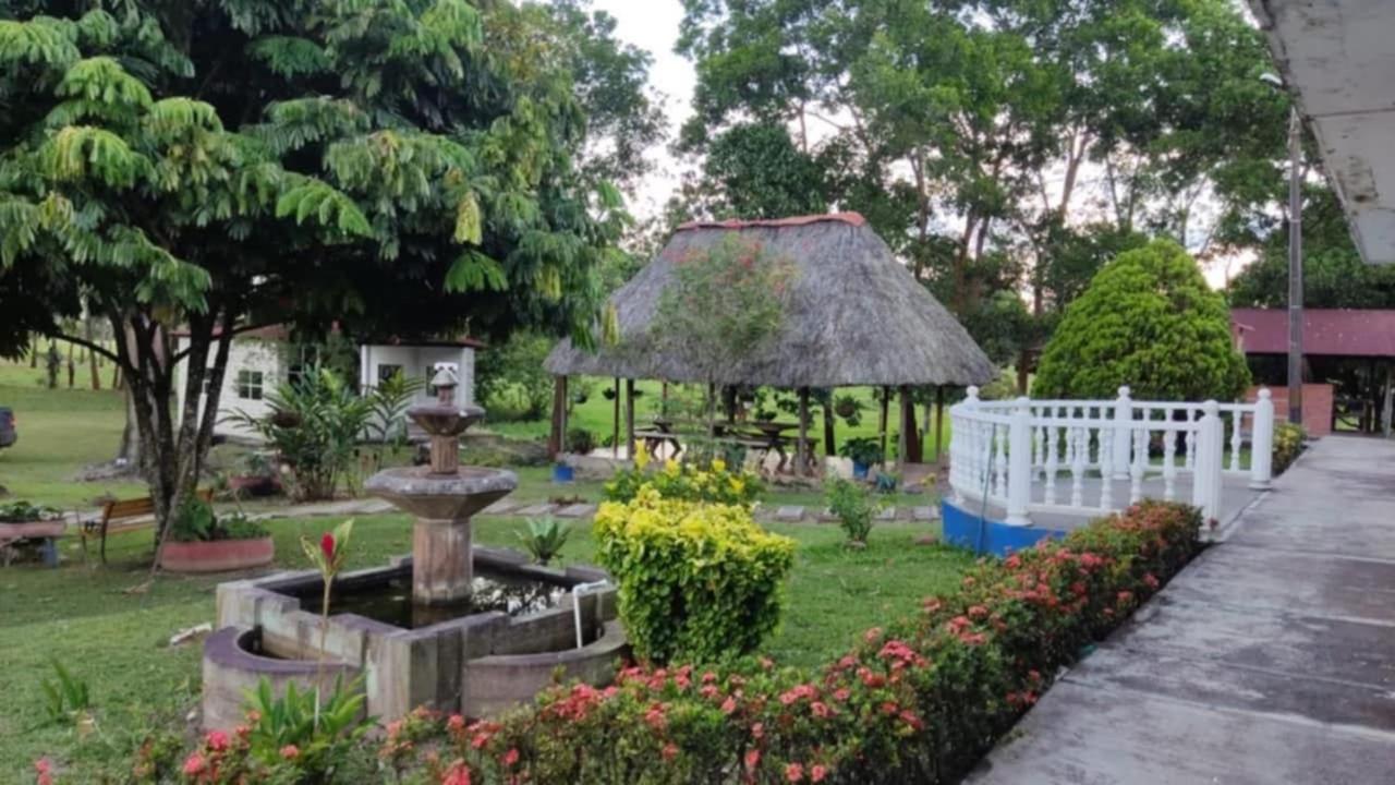 Villa photo 3