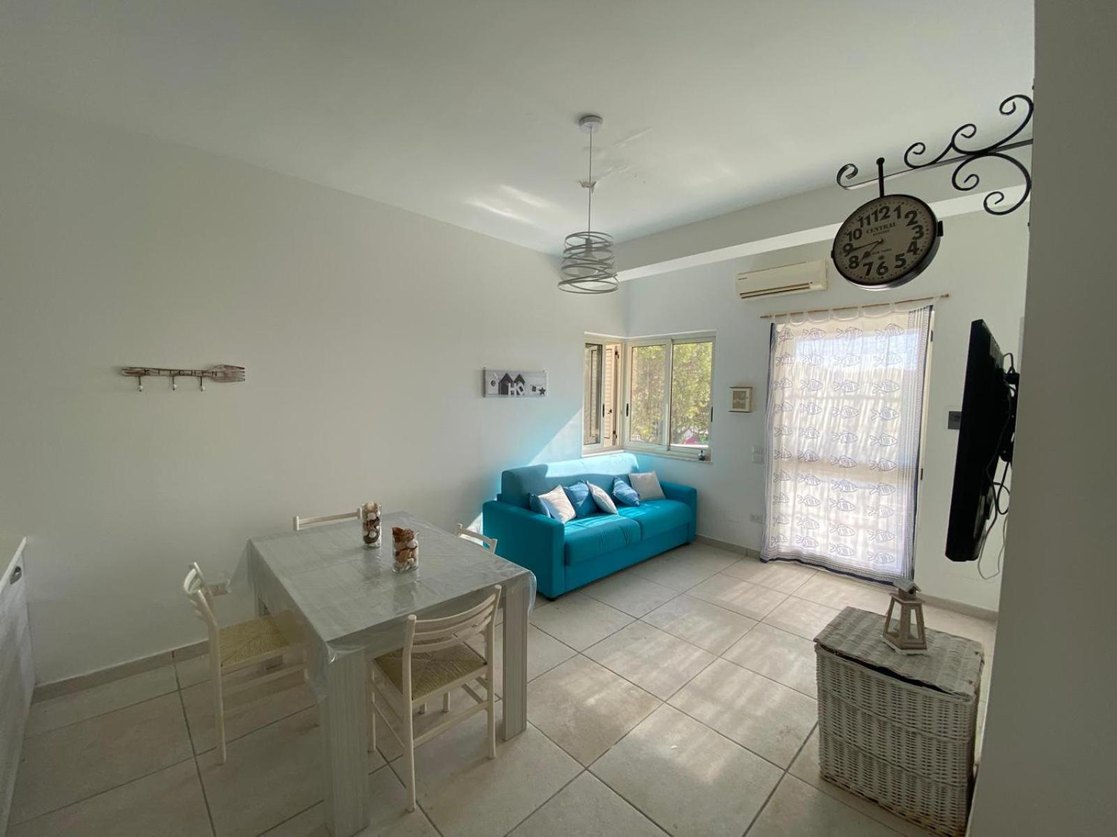 One-Bedroom House photo 2