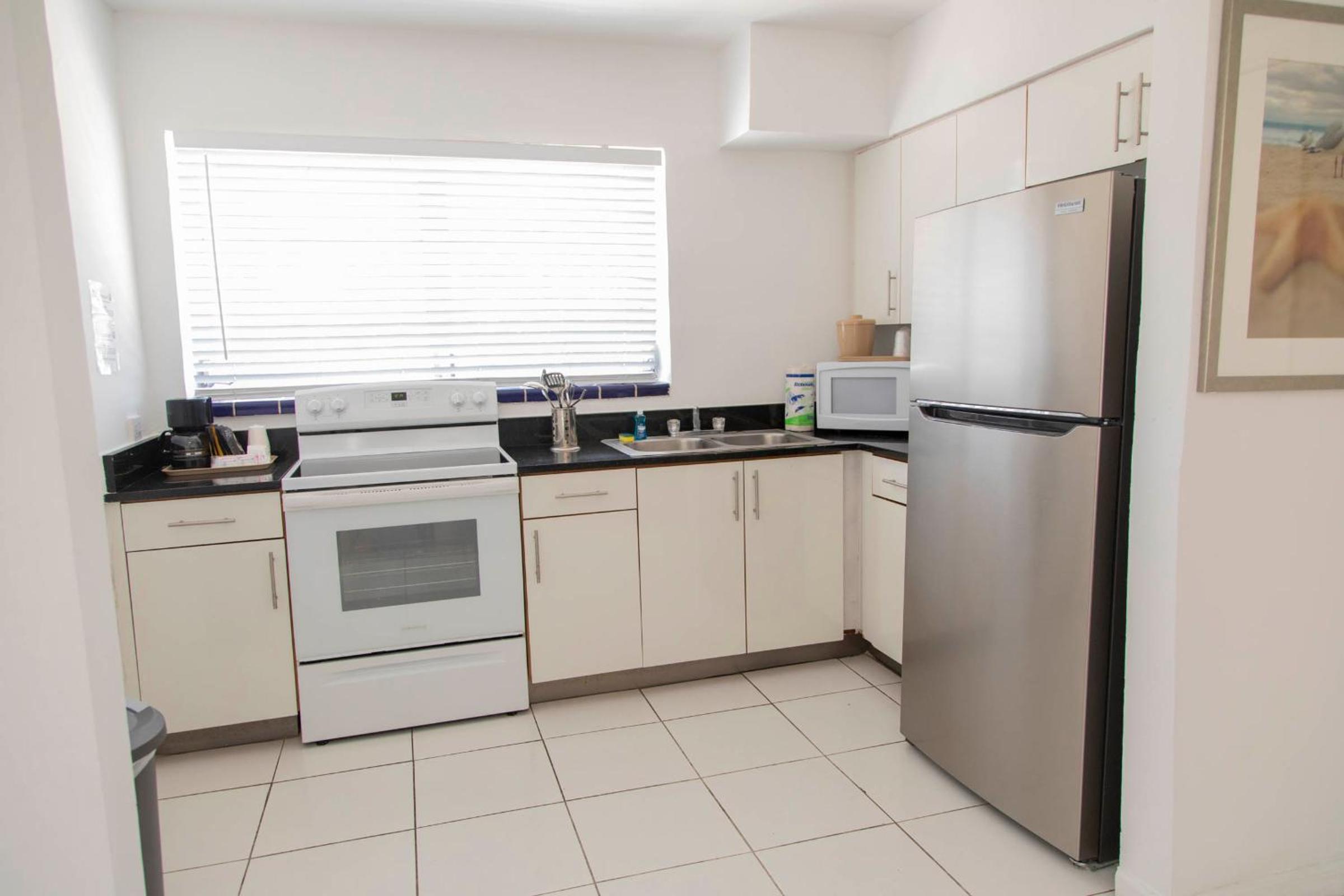 Two Bedrooms Family Apartment with Kitchenette - Free Parking - Photo 38