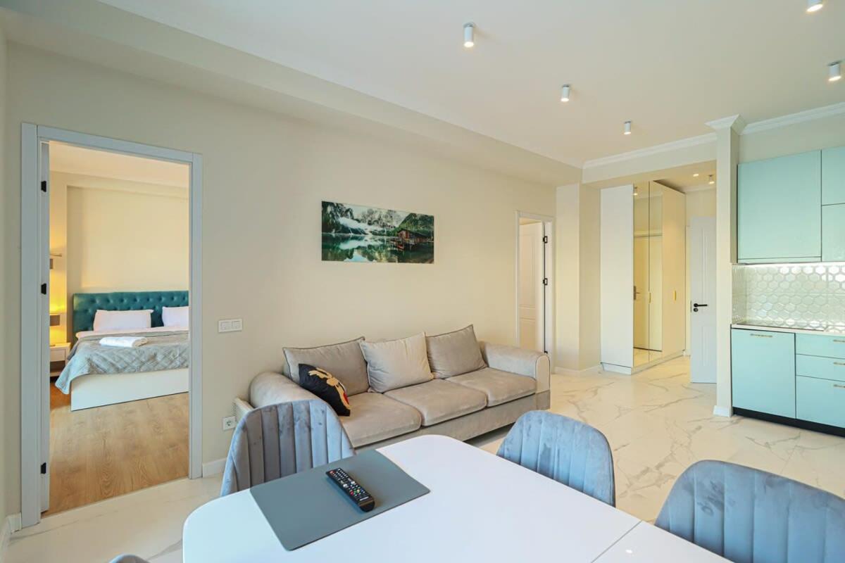 Apartment photo 1