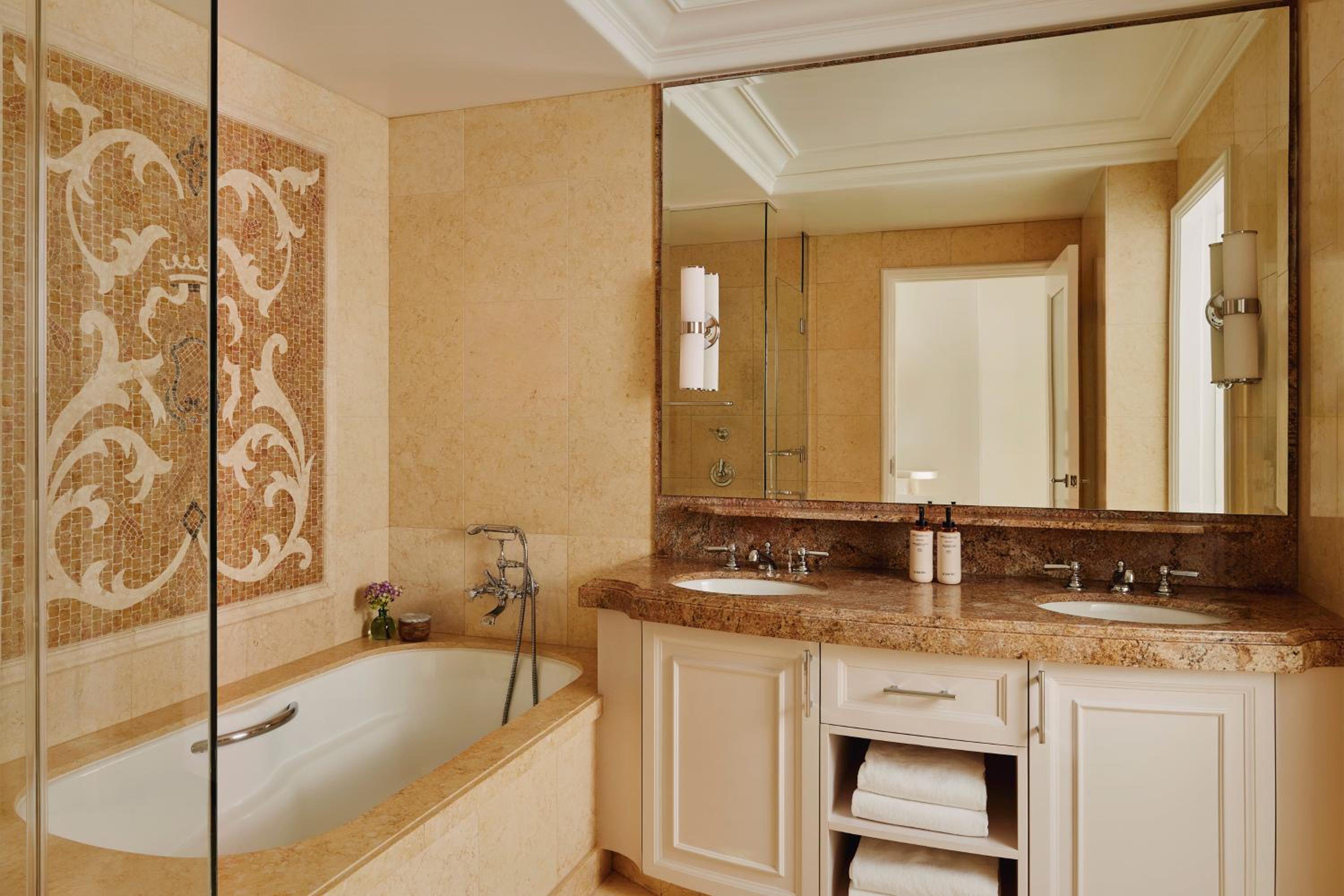 Terrace Studio Suite photo 3