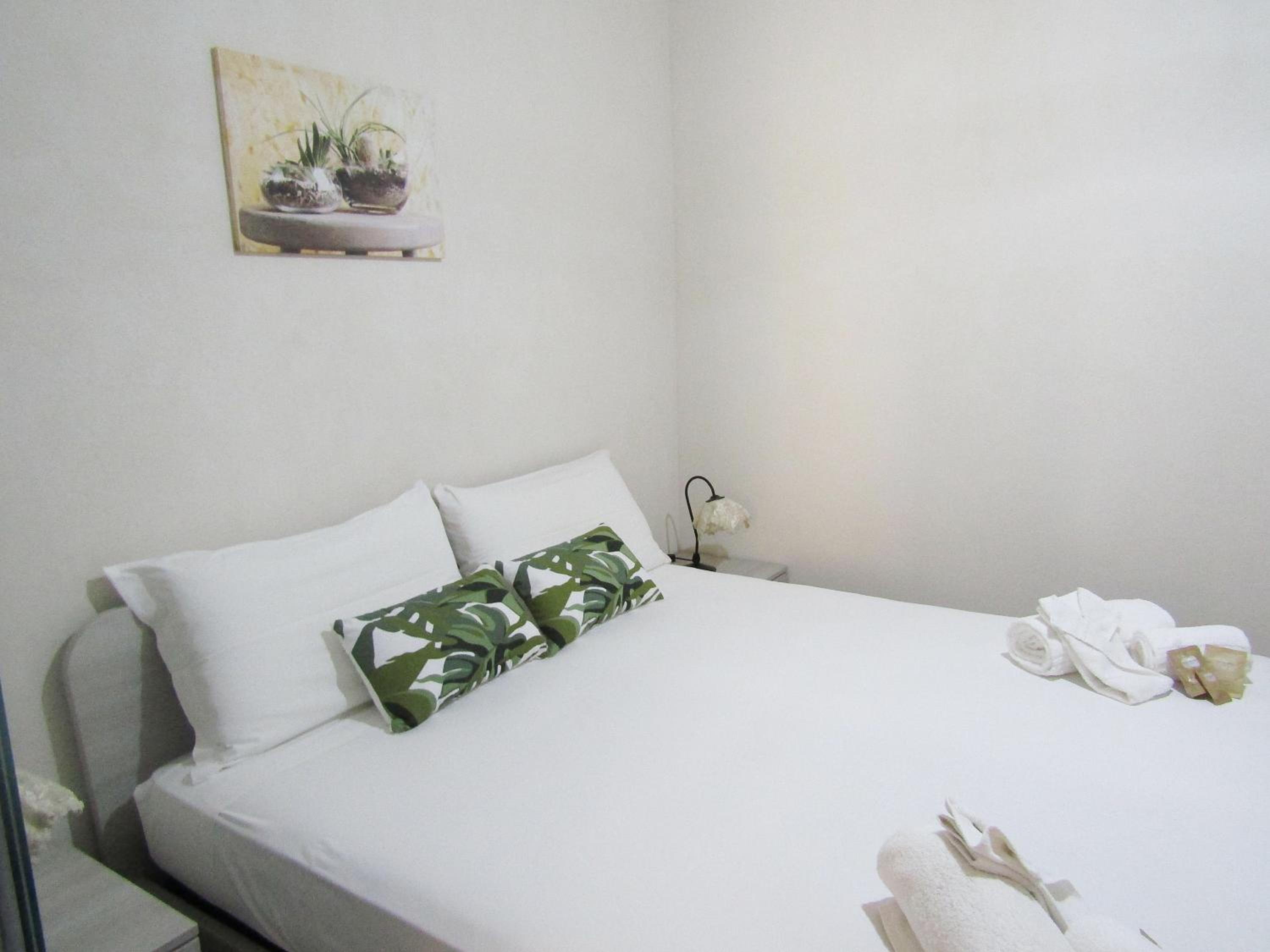One-Bedroom House