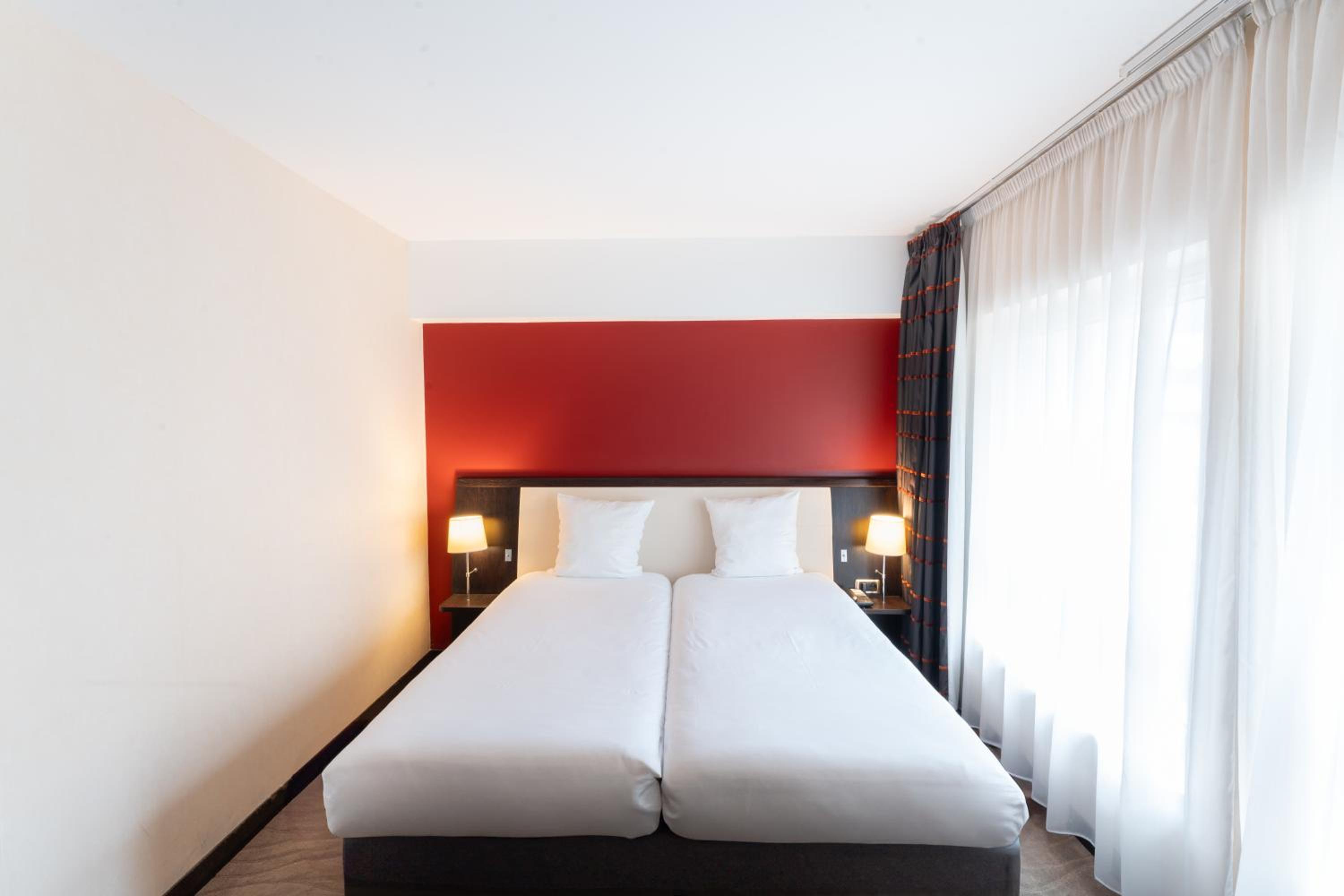 Classic  Twin Room - Photo 1