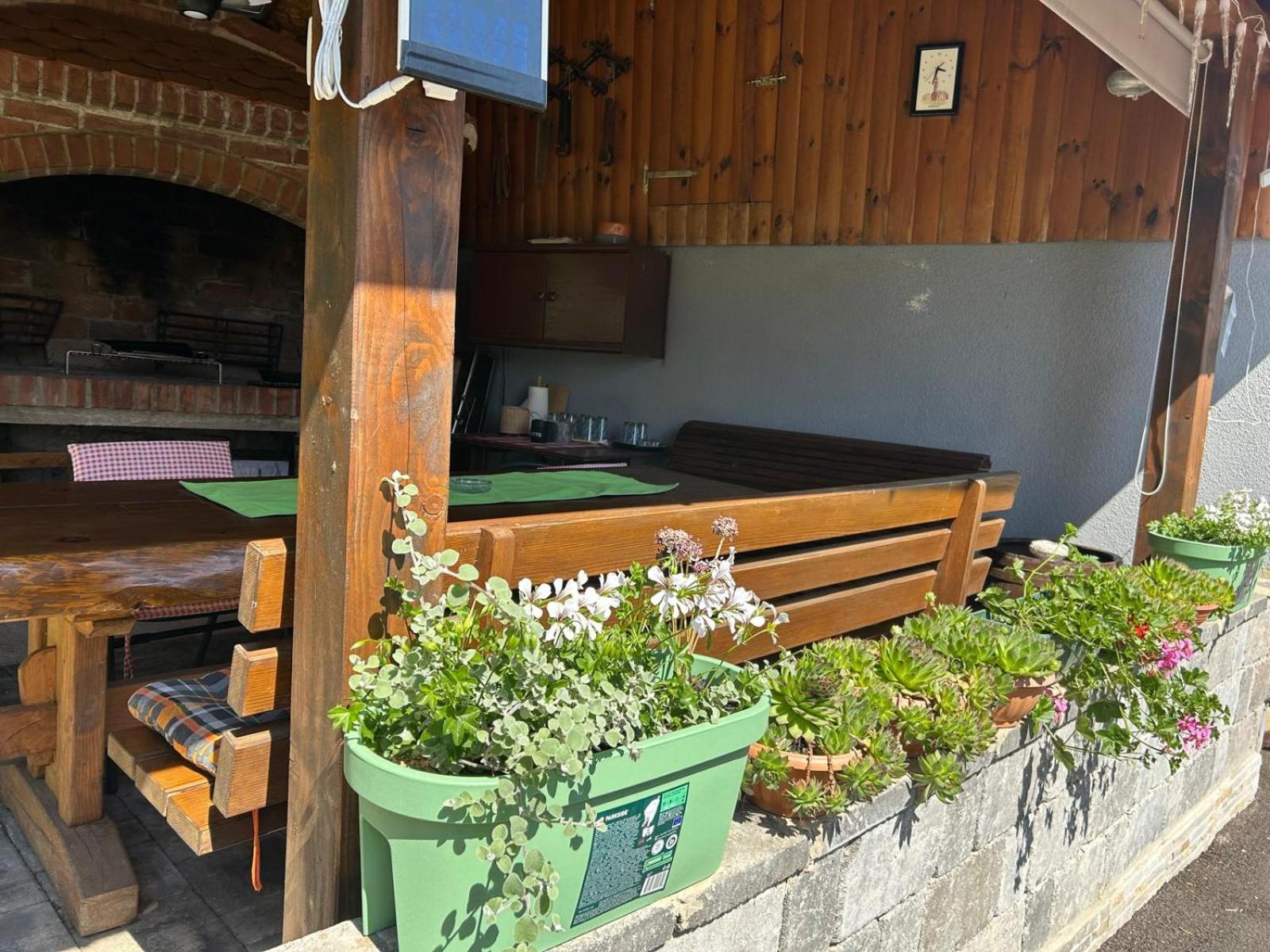 Three-Bedroom House - Photo 10