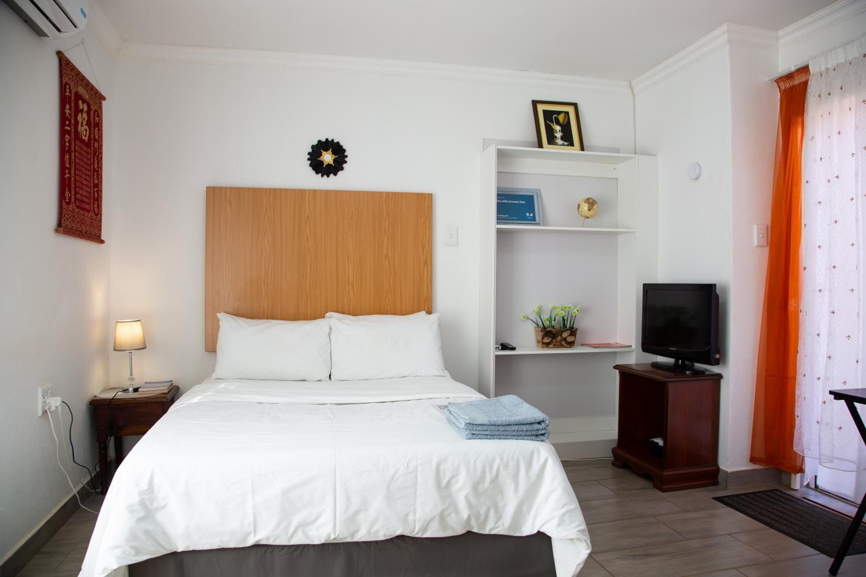 Double Room with Private Bathroom photo 2
