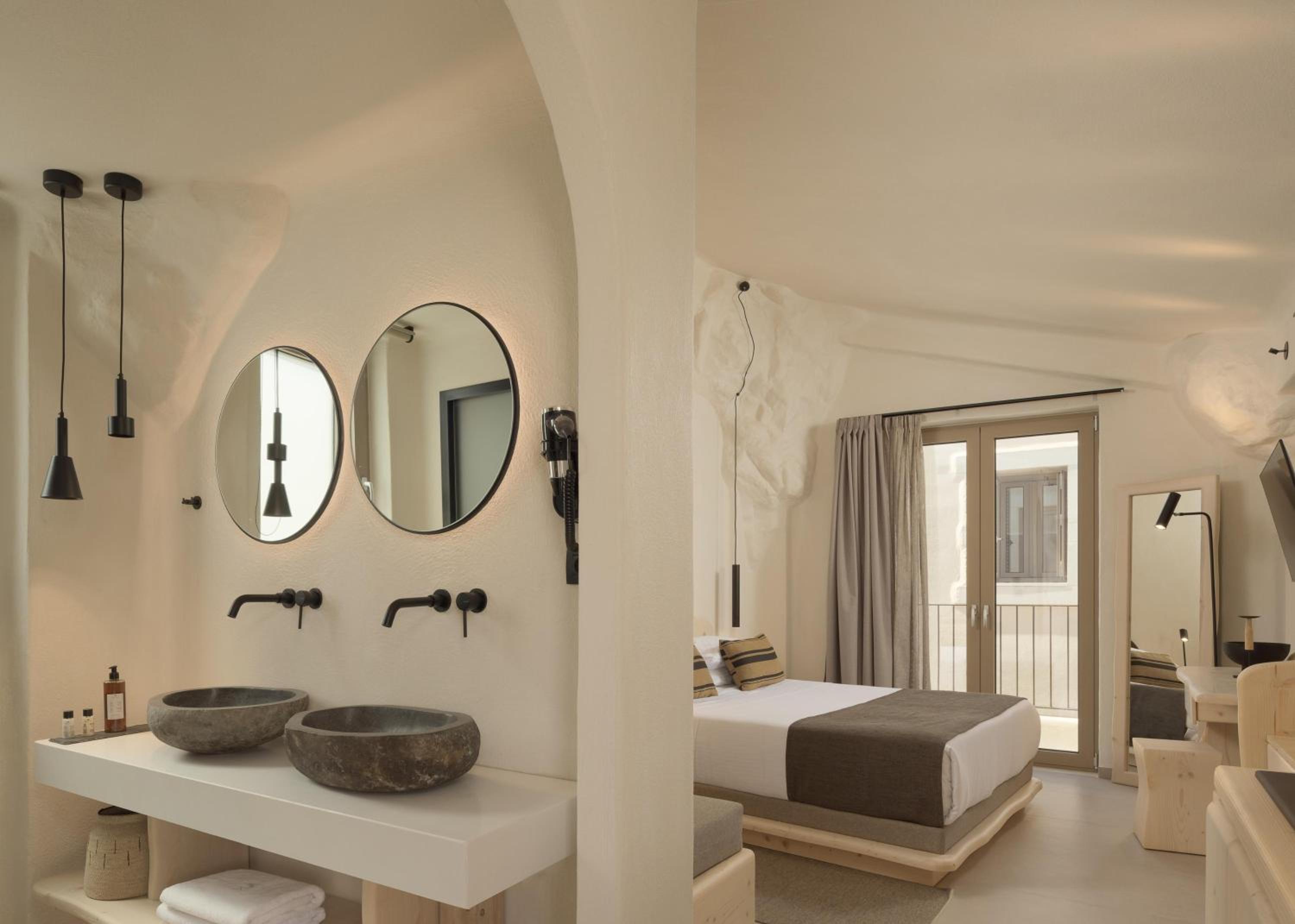 Junior Suite With Pool View