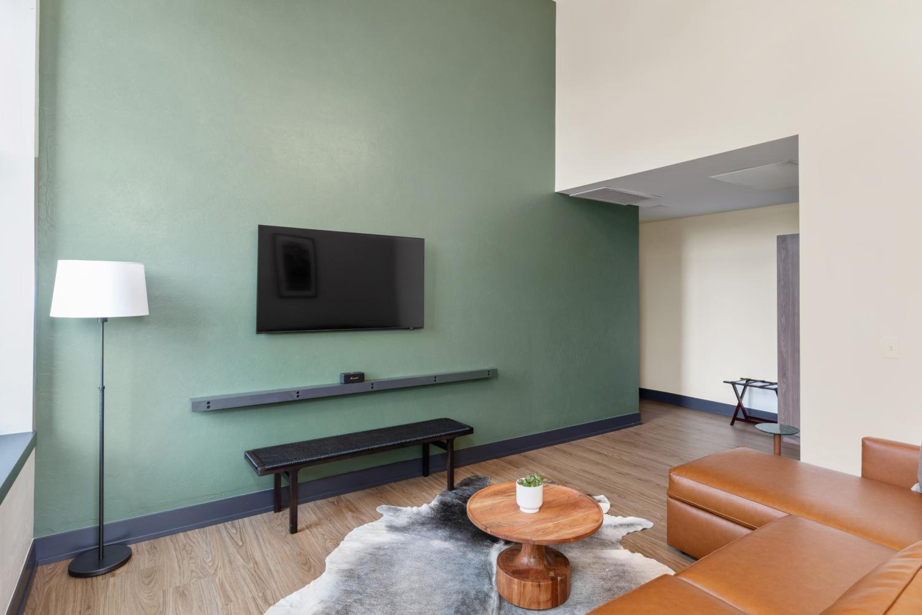 King Room with Mountain View photo 3