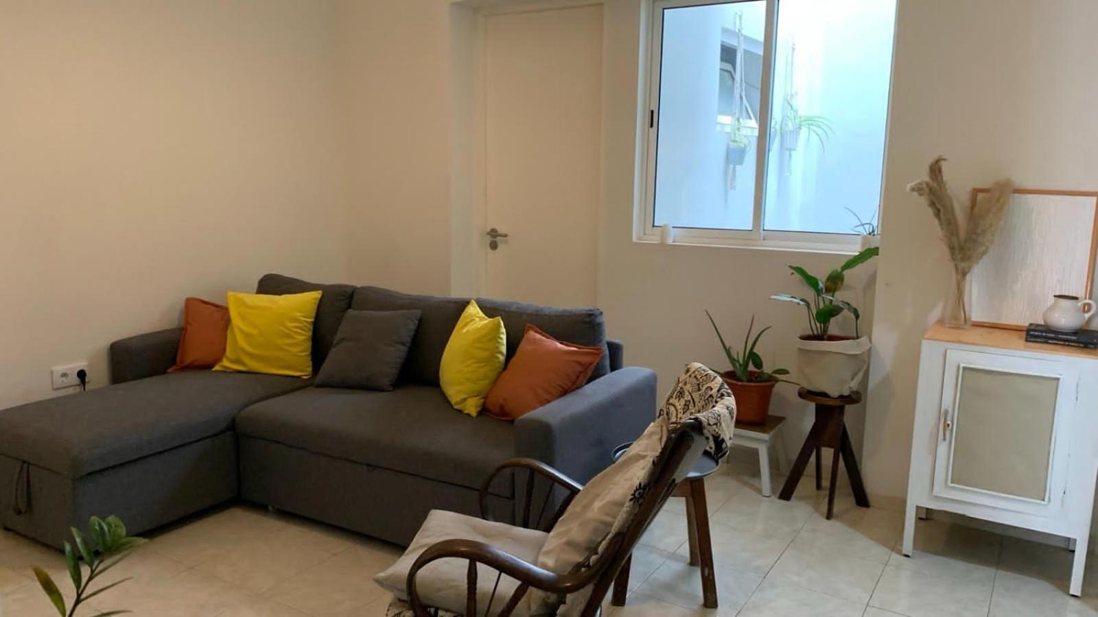 One-Bedroom Apartment photo 2