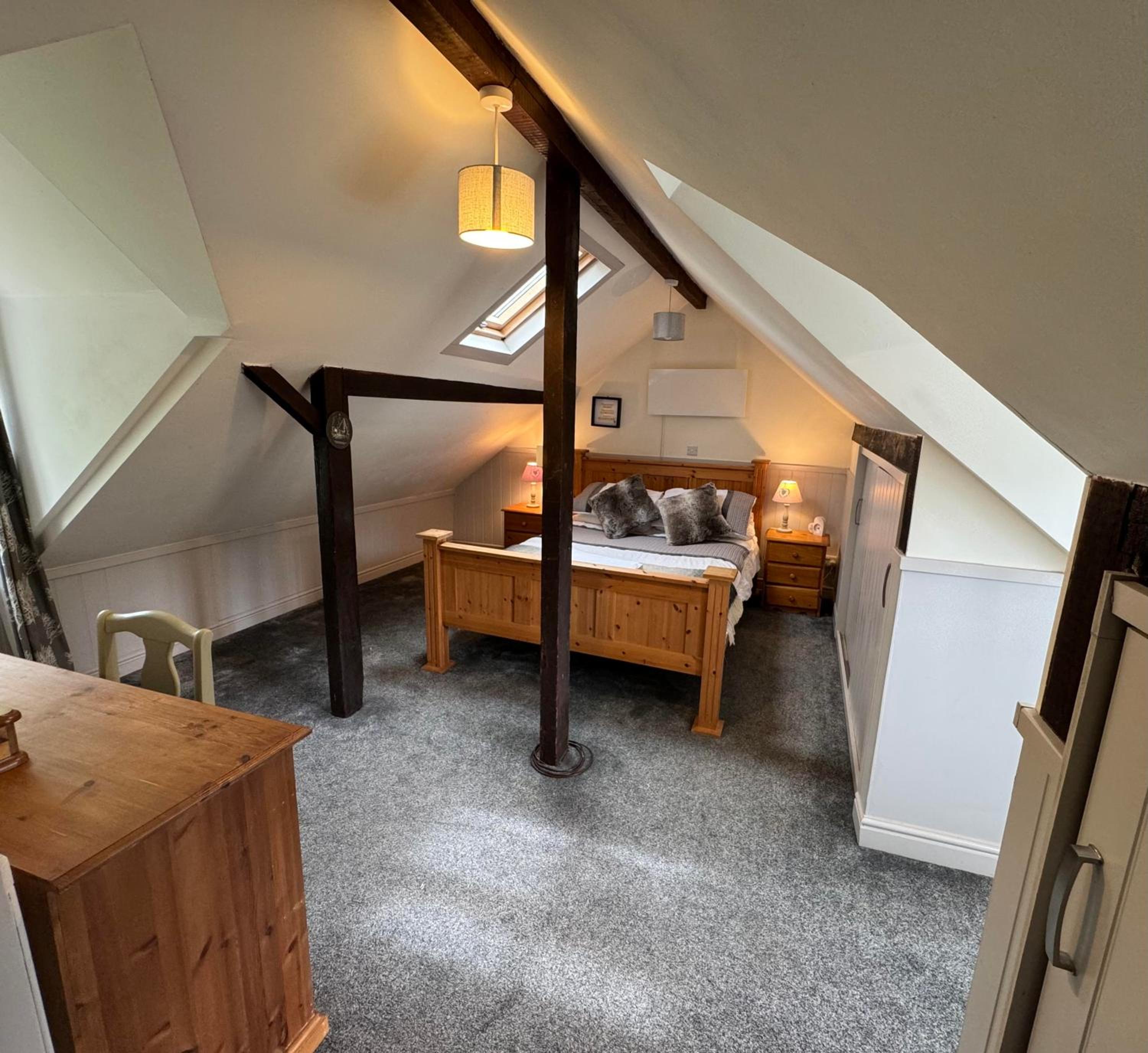 One-Bedroom House photo 1