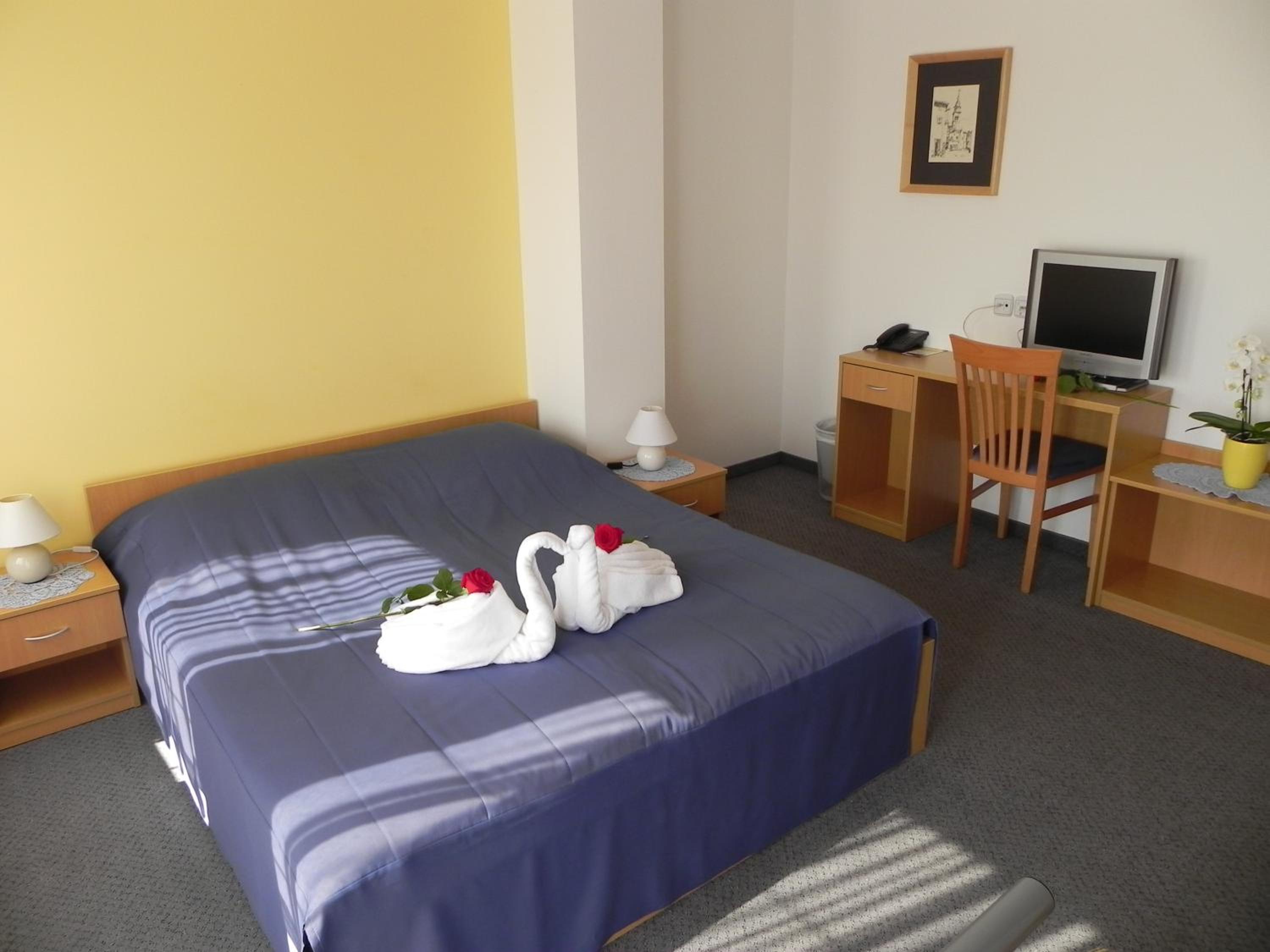 Classic Triple Room photo 2