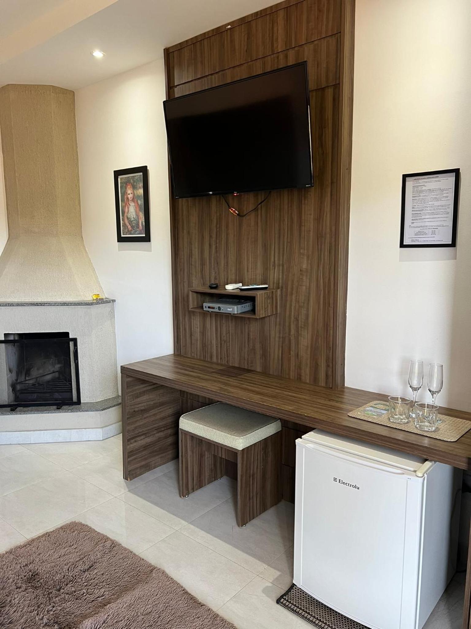 Luxury Triple Room photo 2