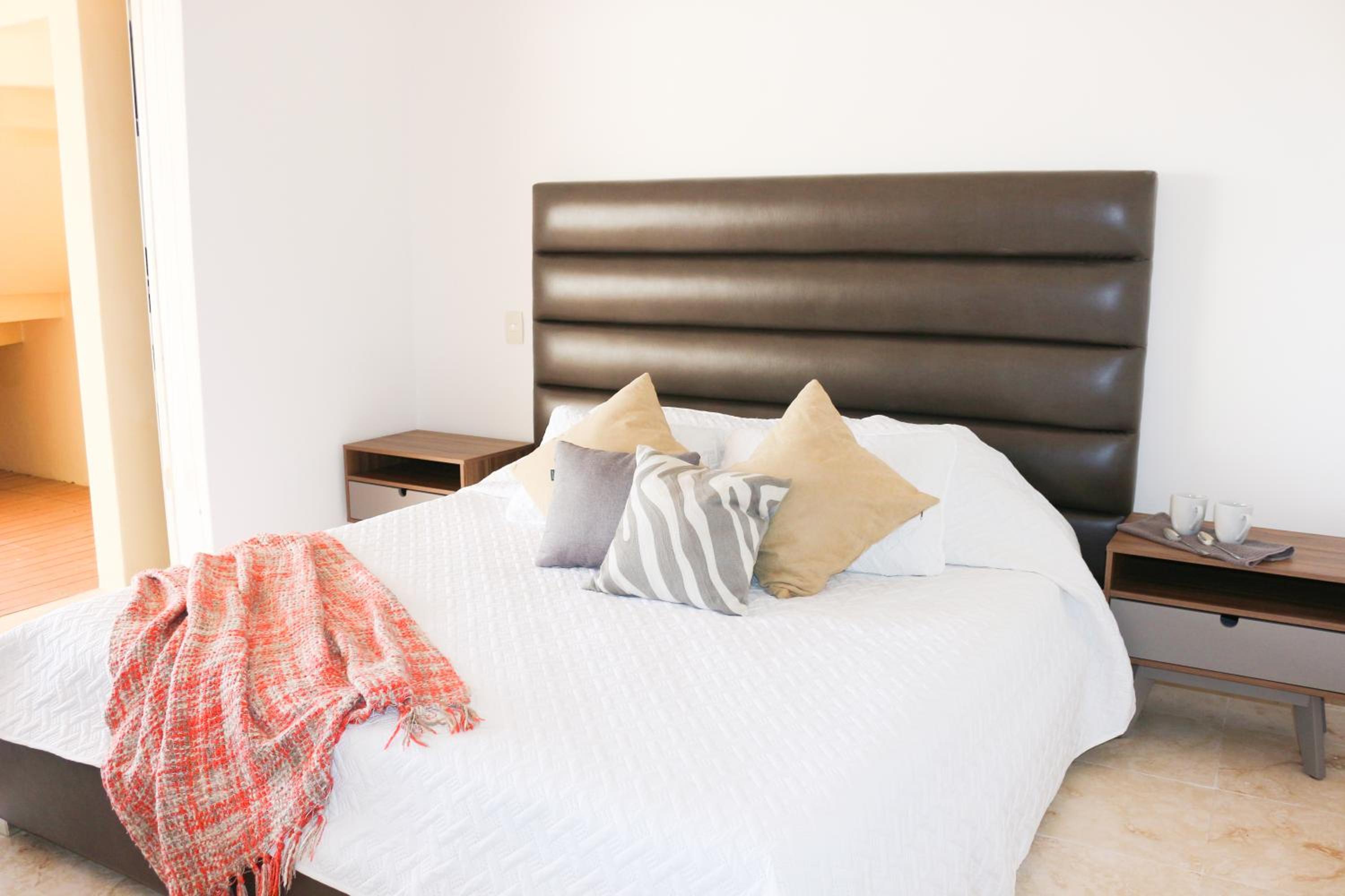 Two-Bedroom Deluxe Apartment with Garden View