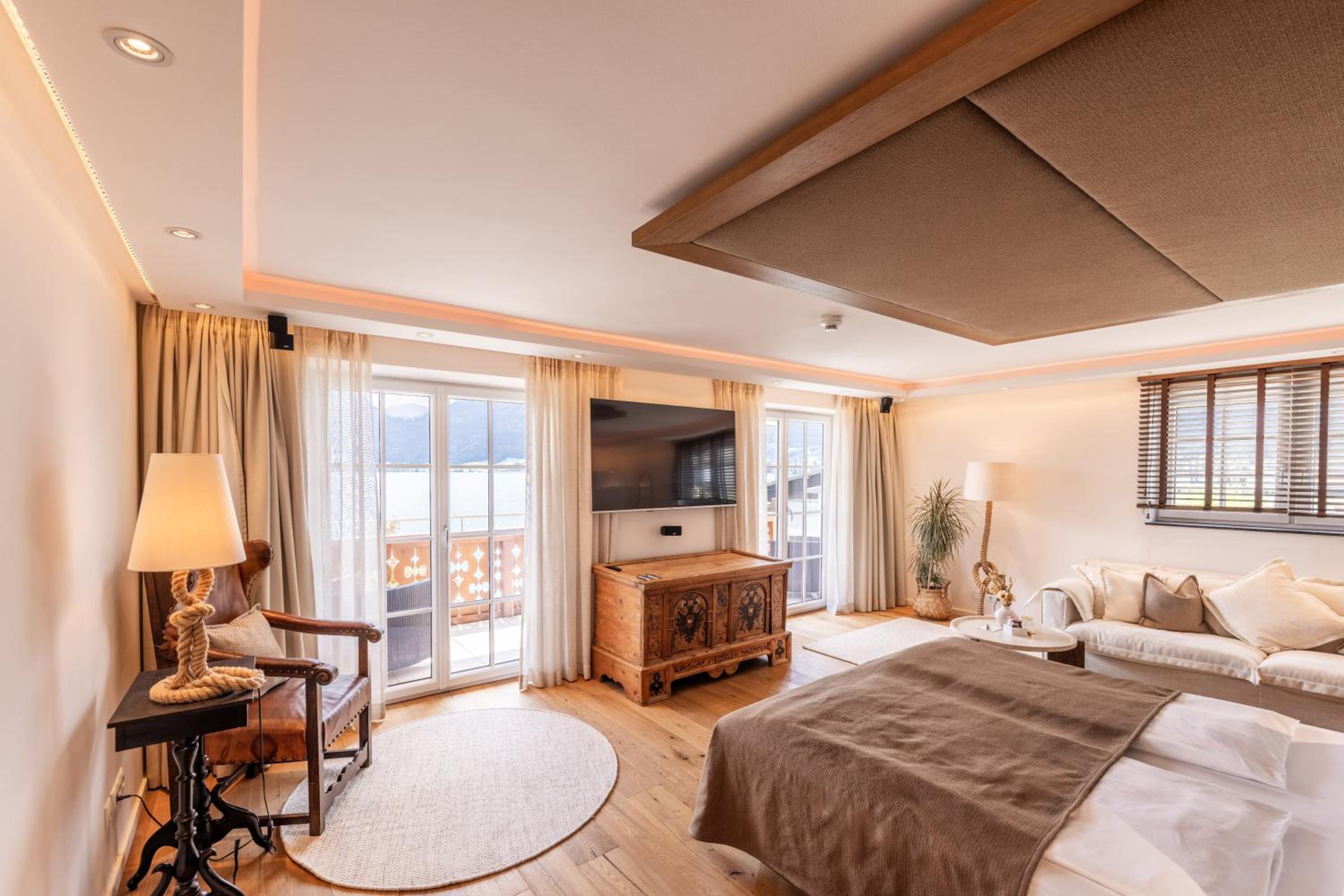 Suite with Terrace photo 3