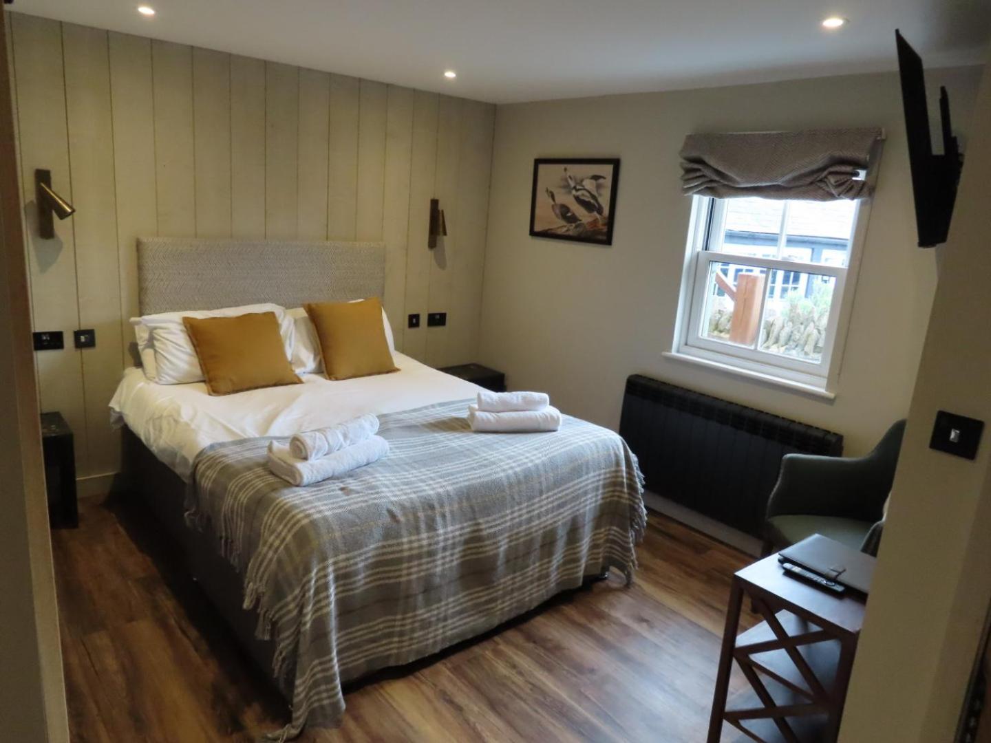 Superior Double Room - Photo 1
