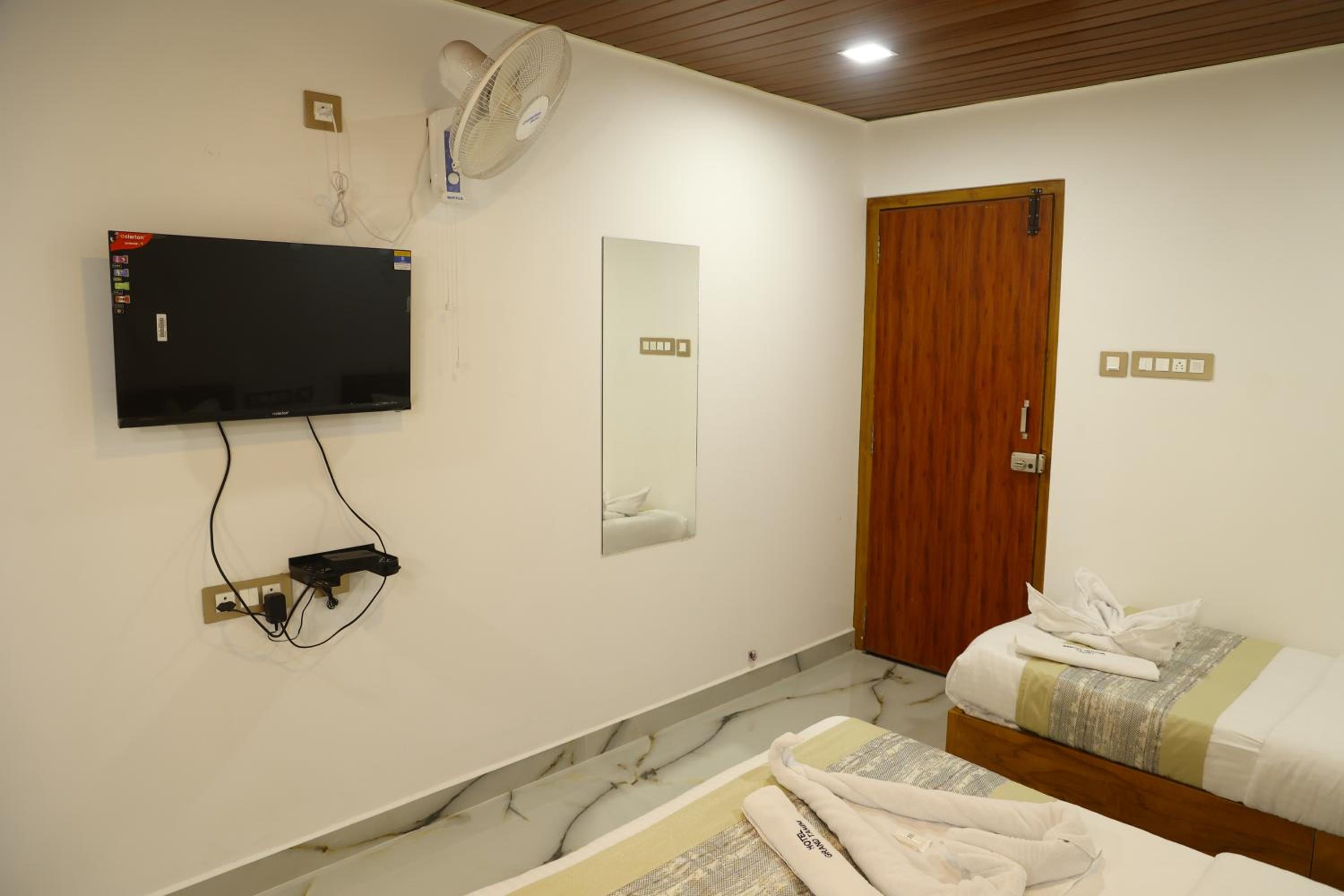 Deluxe Triple Room - Photo 5
