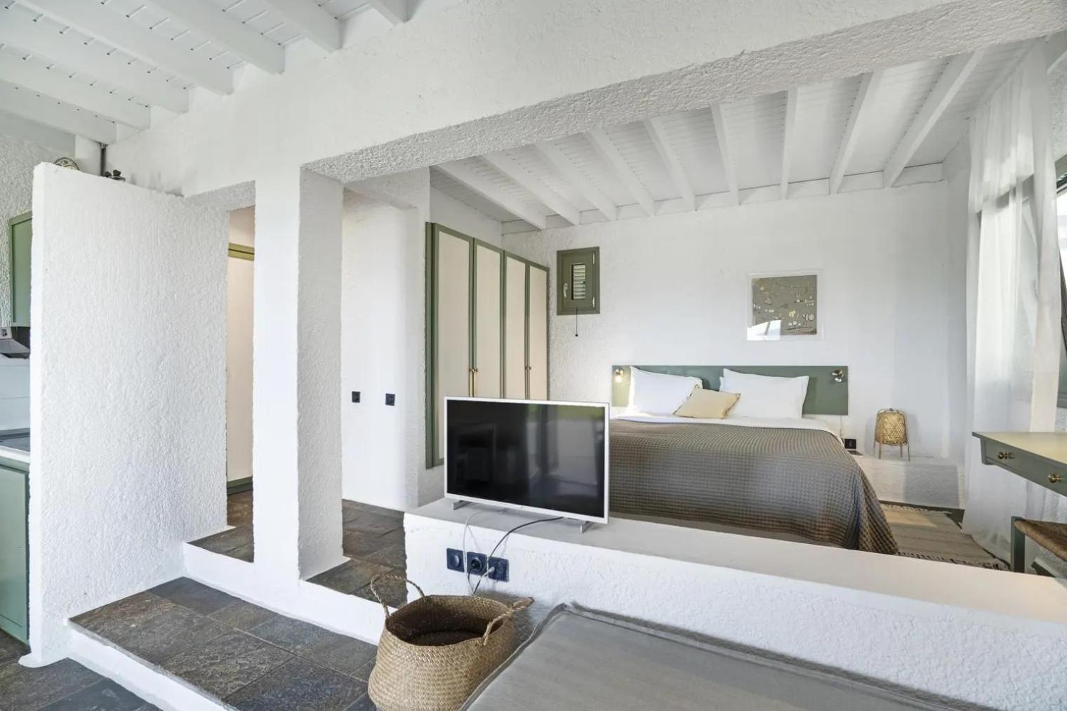 One Bedroom Bungalow Seafront photo 2