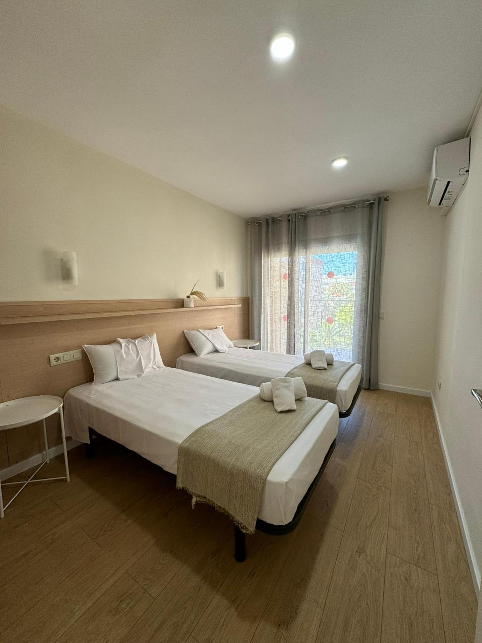 Apartamento de una habitación con vista a la piscina