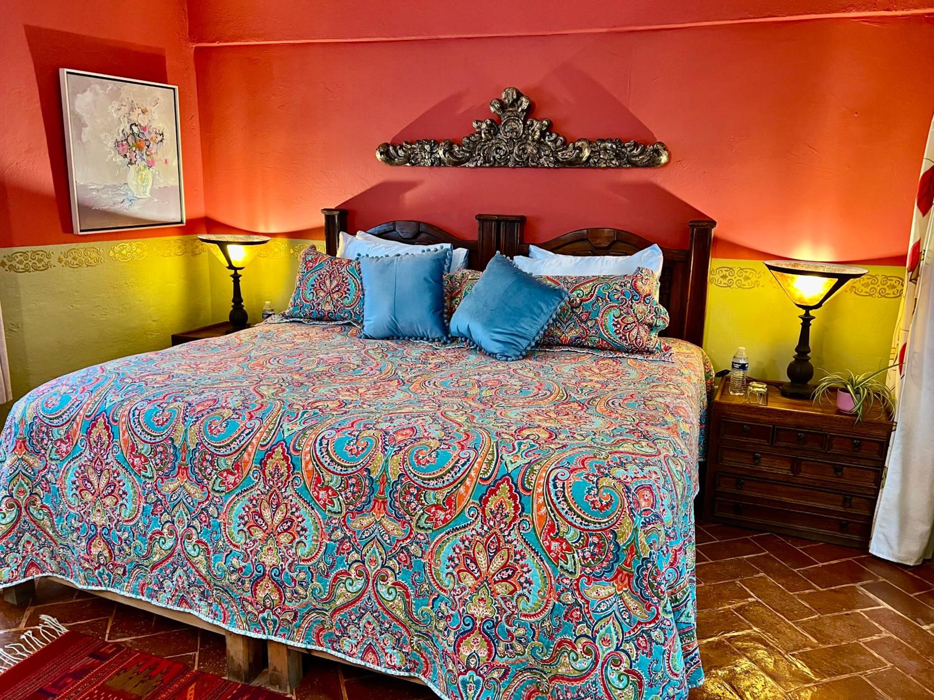 Double Room with Private Bathroom - Photo 22