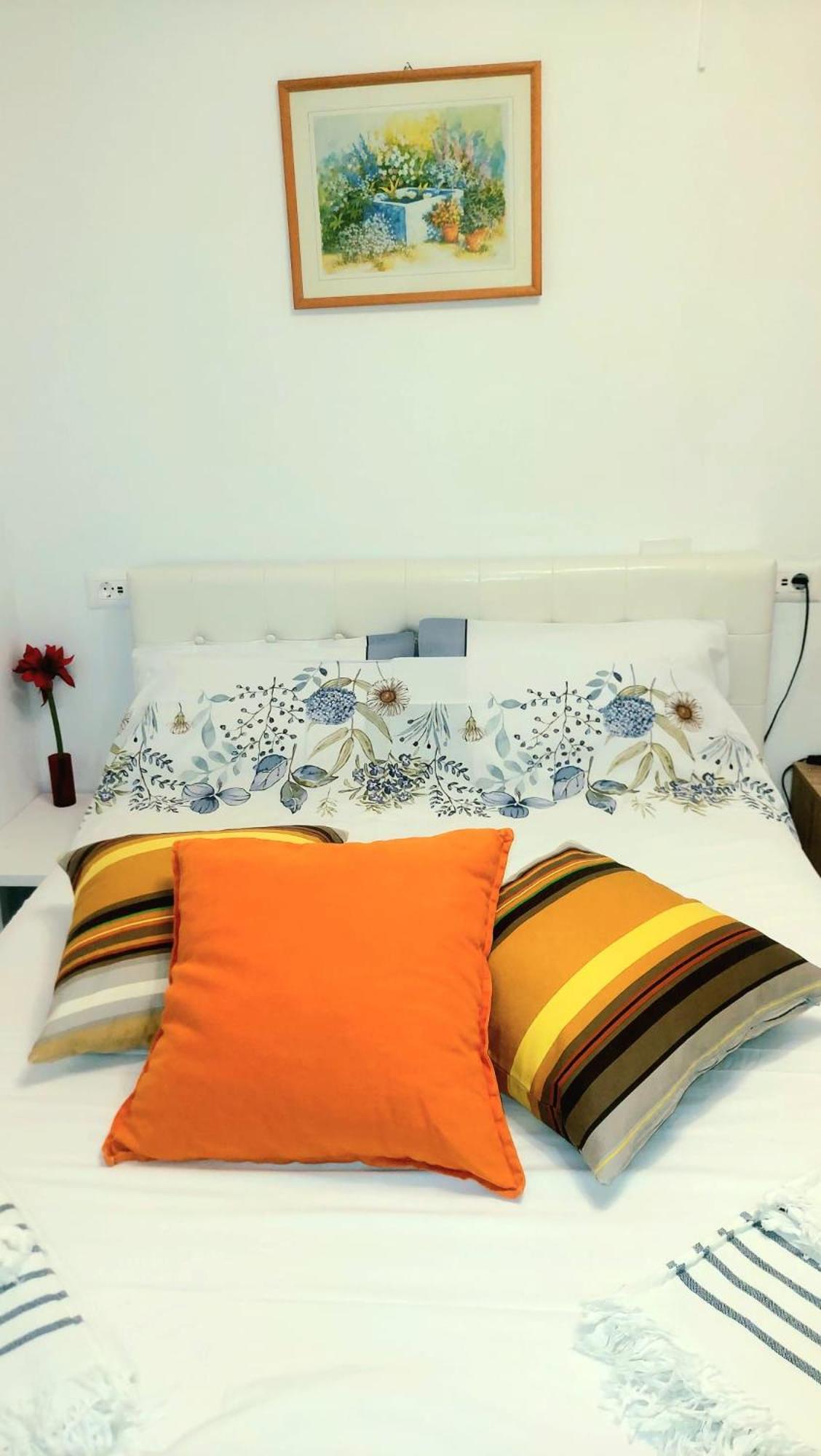 Habitación Doble con Servicios Compartidos