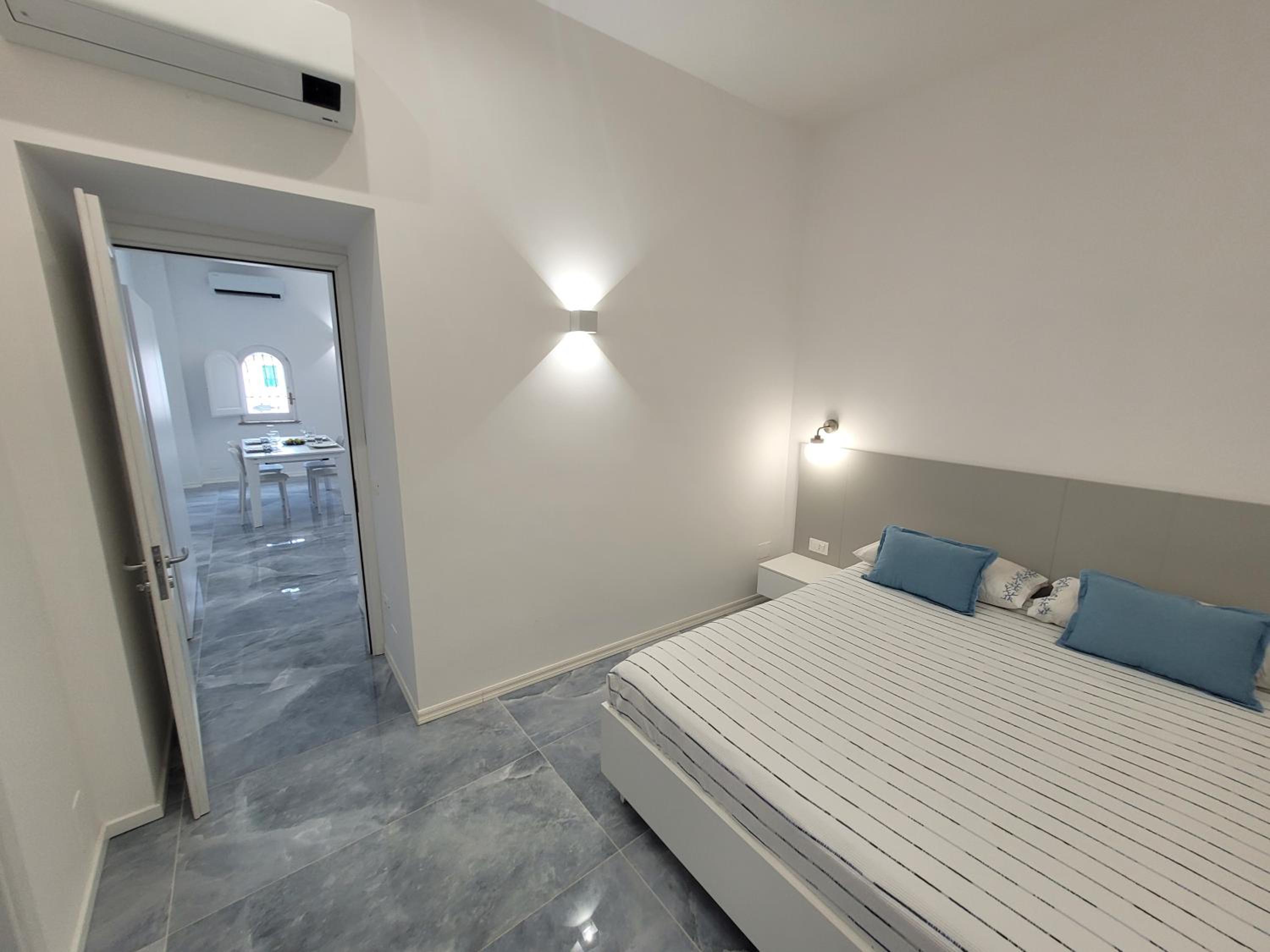 One-Bedroom Superior Apartment (Annex) photo 3