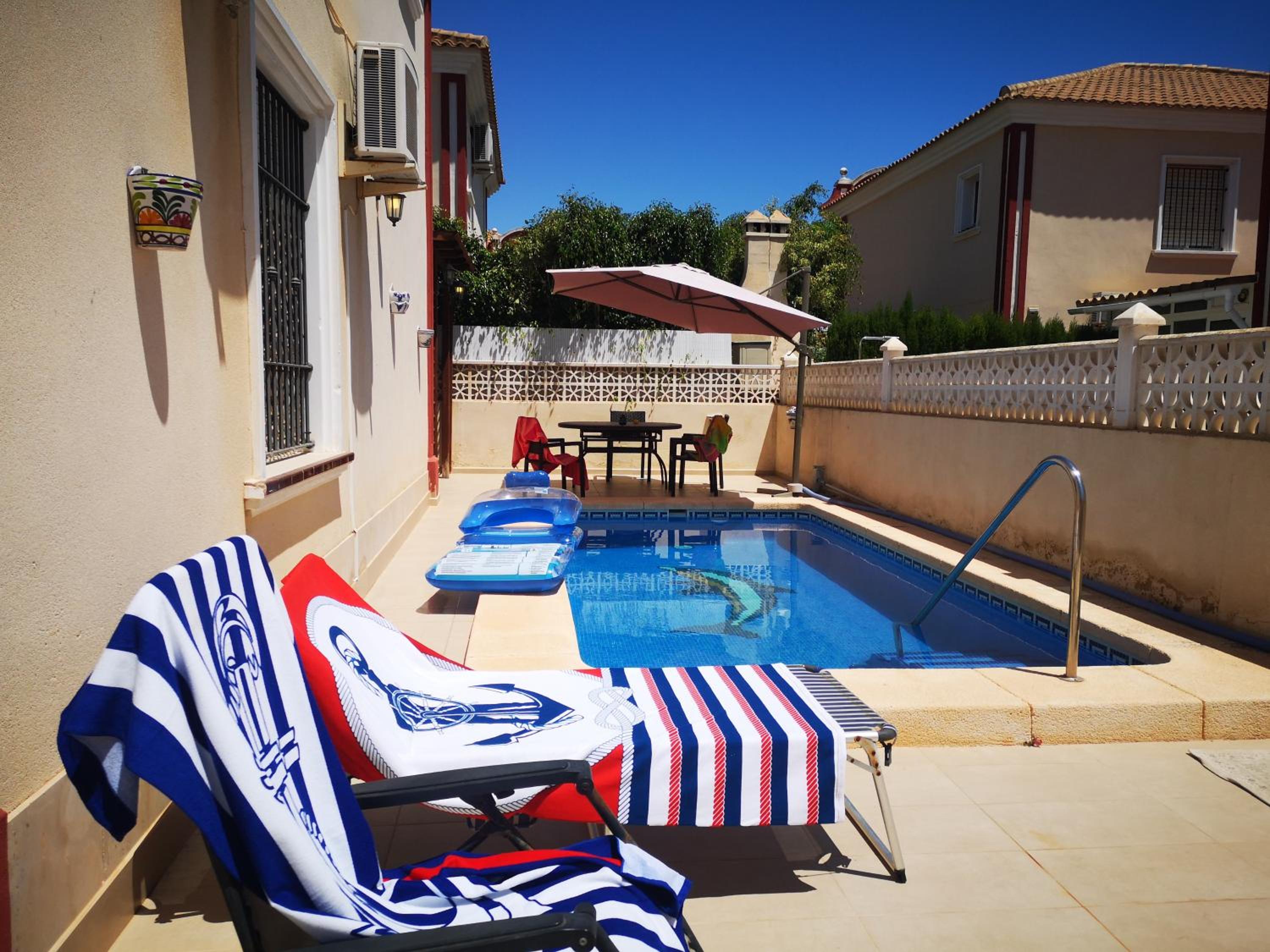 Three-Bedroom Villa photo 2