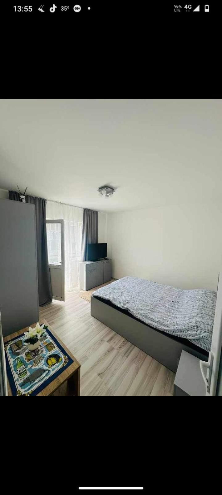 One-Bedroom Apartment photo 3