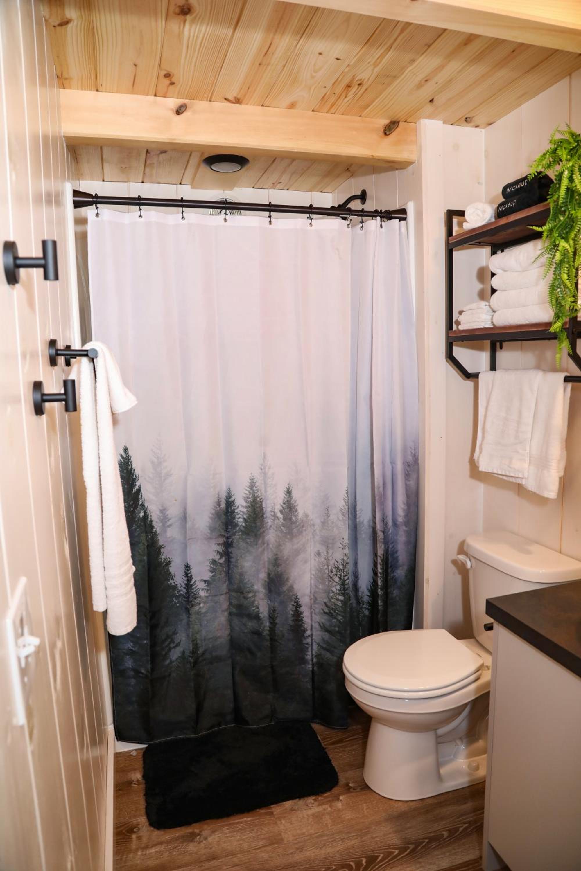 Two-Bedroom Cottage photo 3