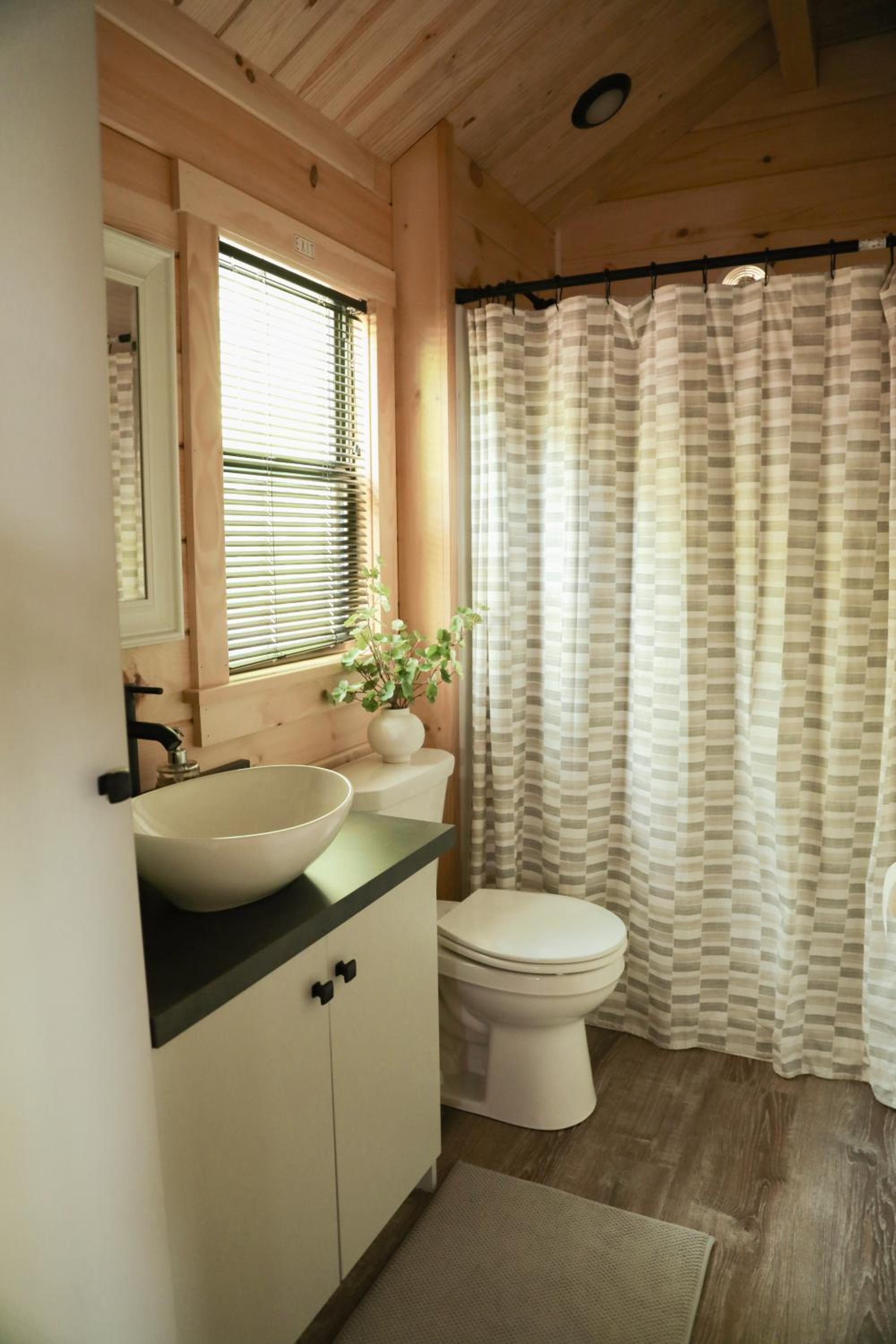 Three-Bedroom Cottage photo 3