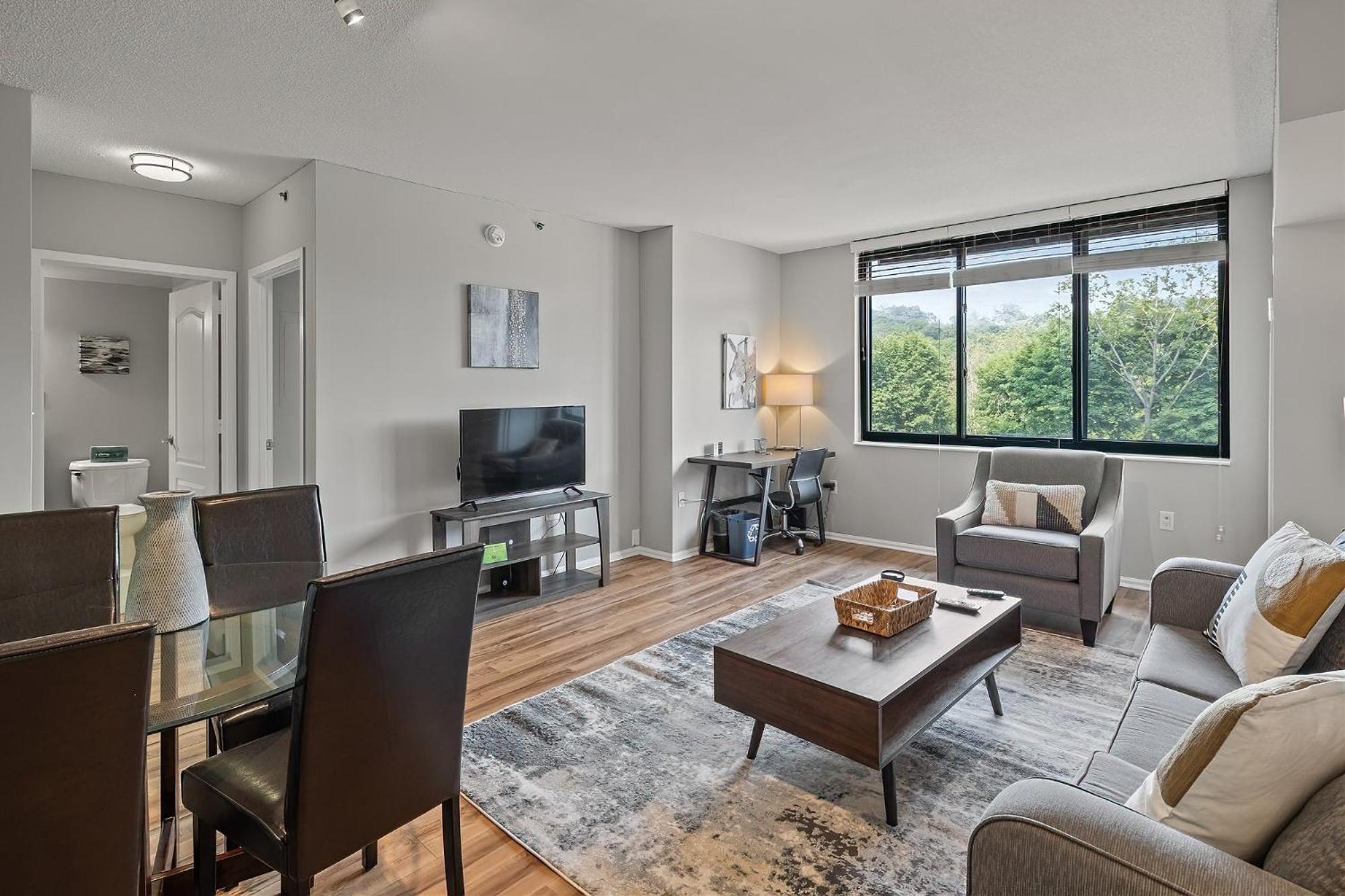 Apartment photo 1