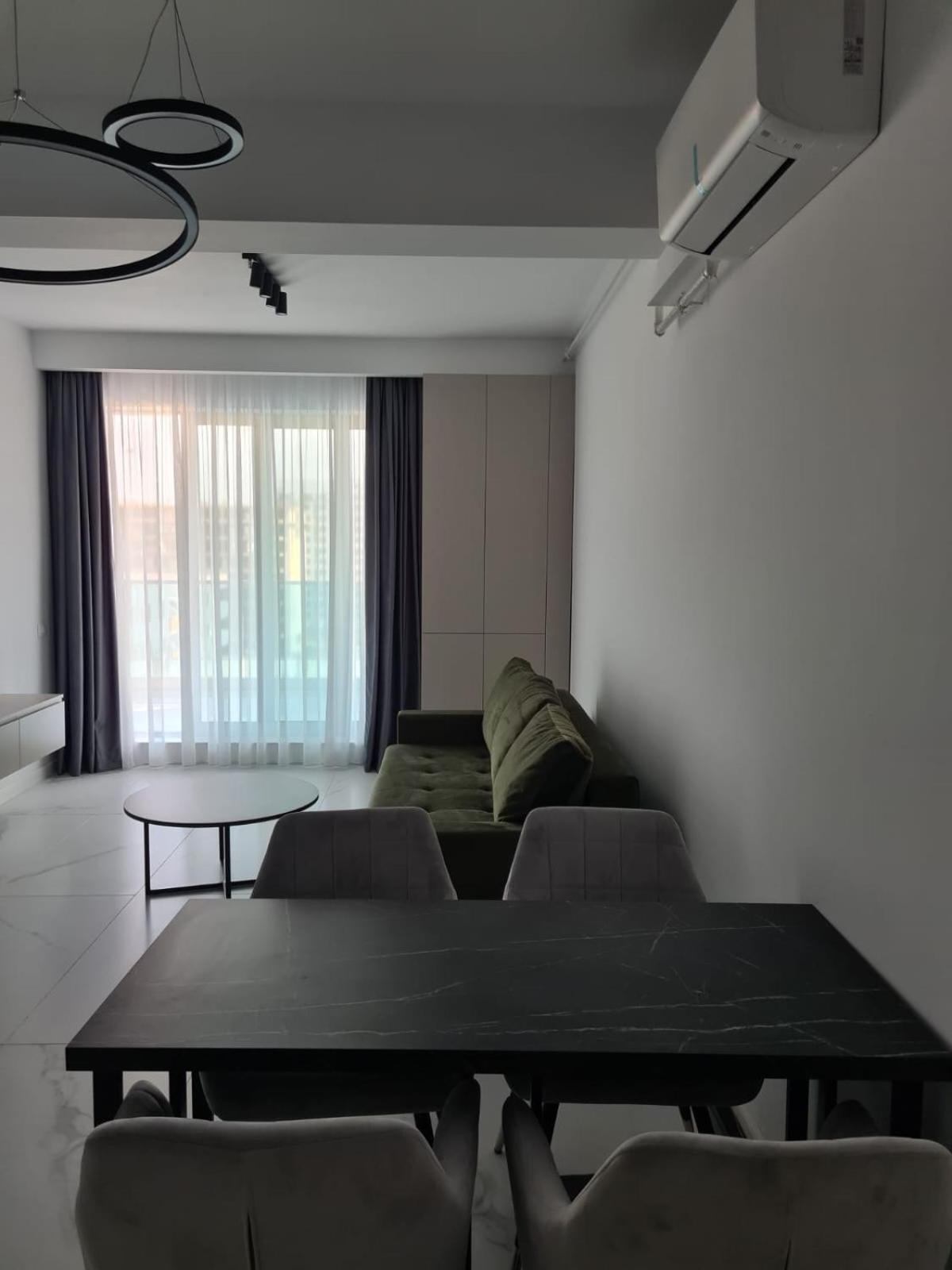 One-Bedroom Apartment photo 2