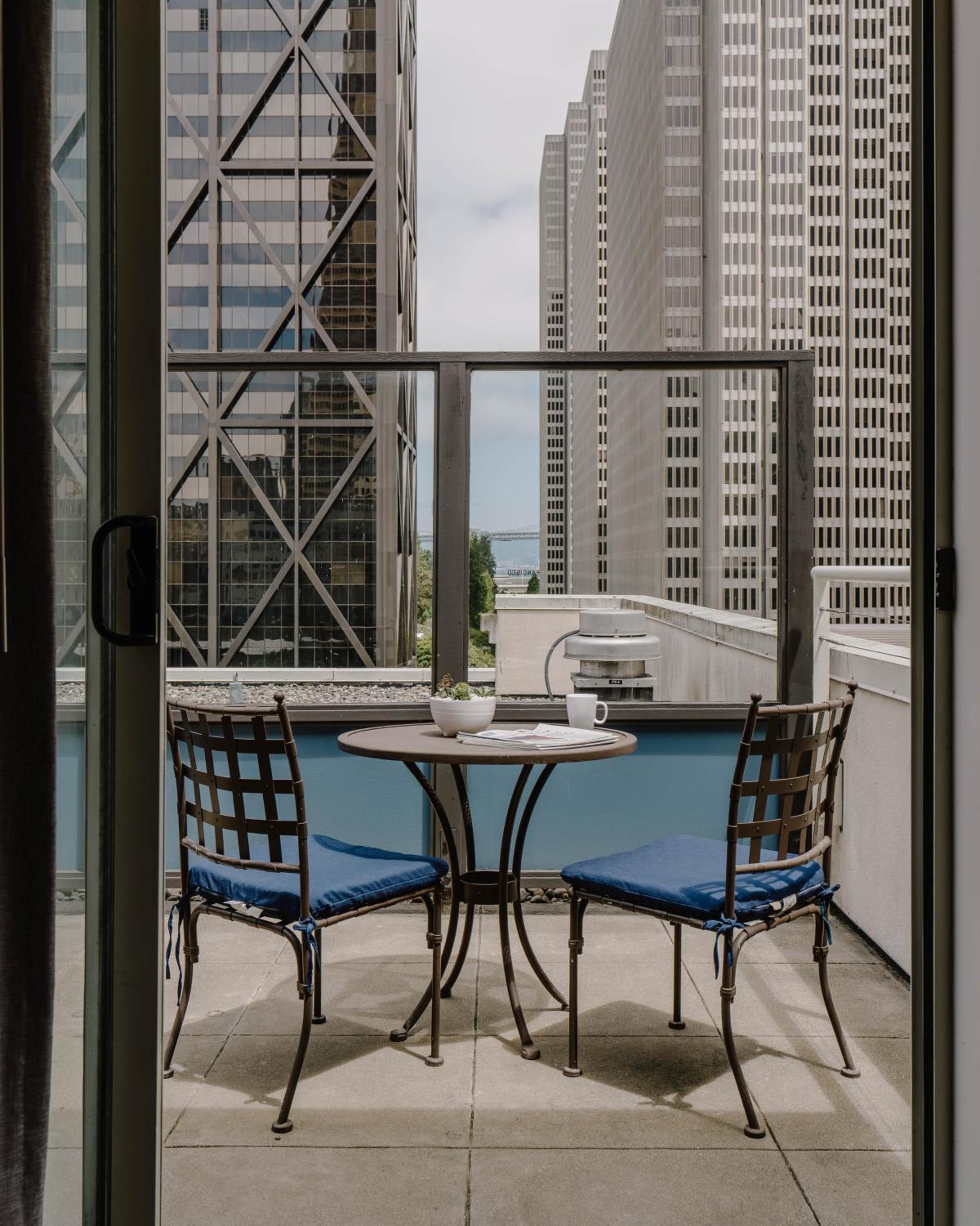 Diplomat Suite With Terrace And Kitchenette