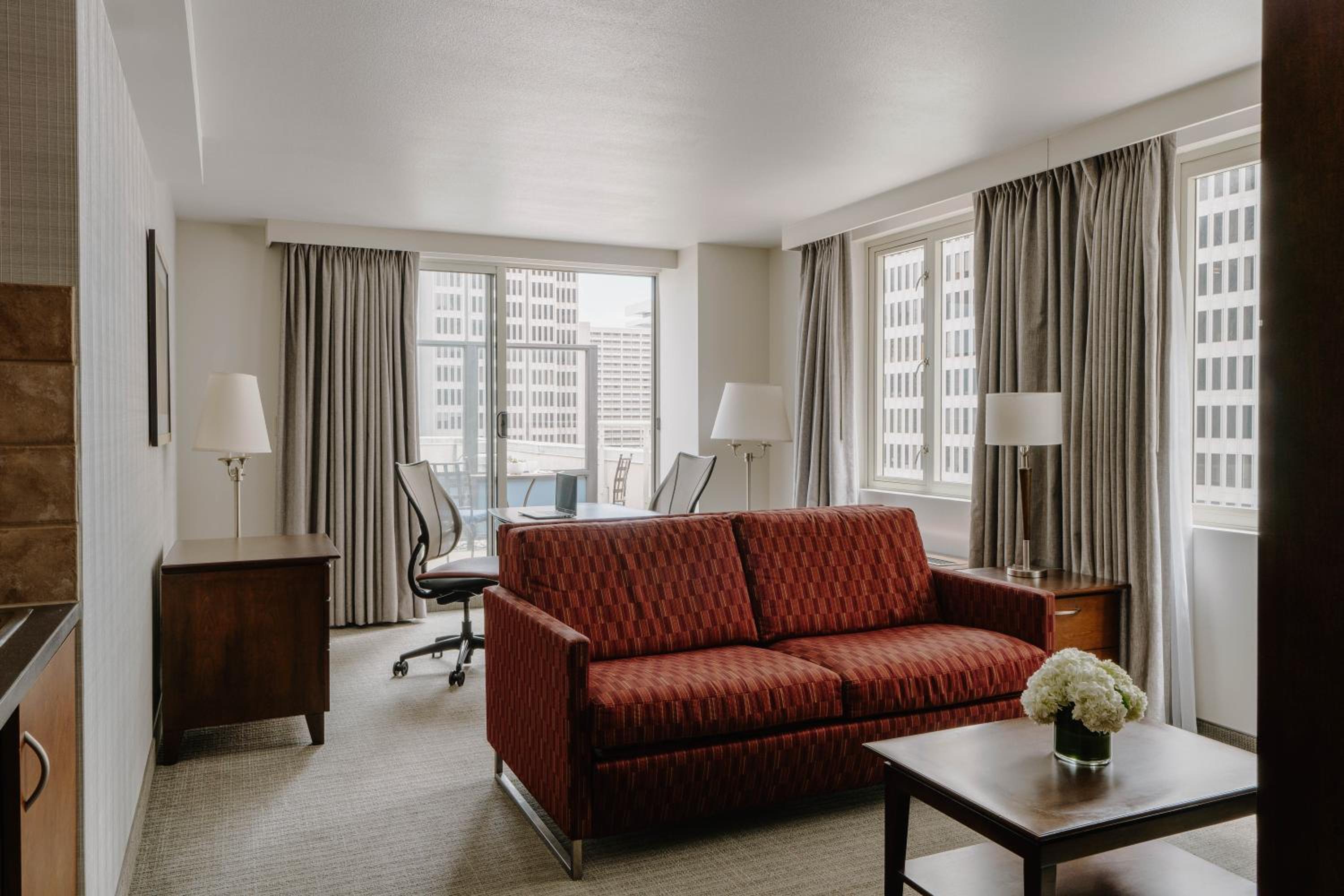 Diplomat Suite With Terrace And Kitchenette